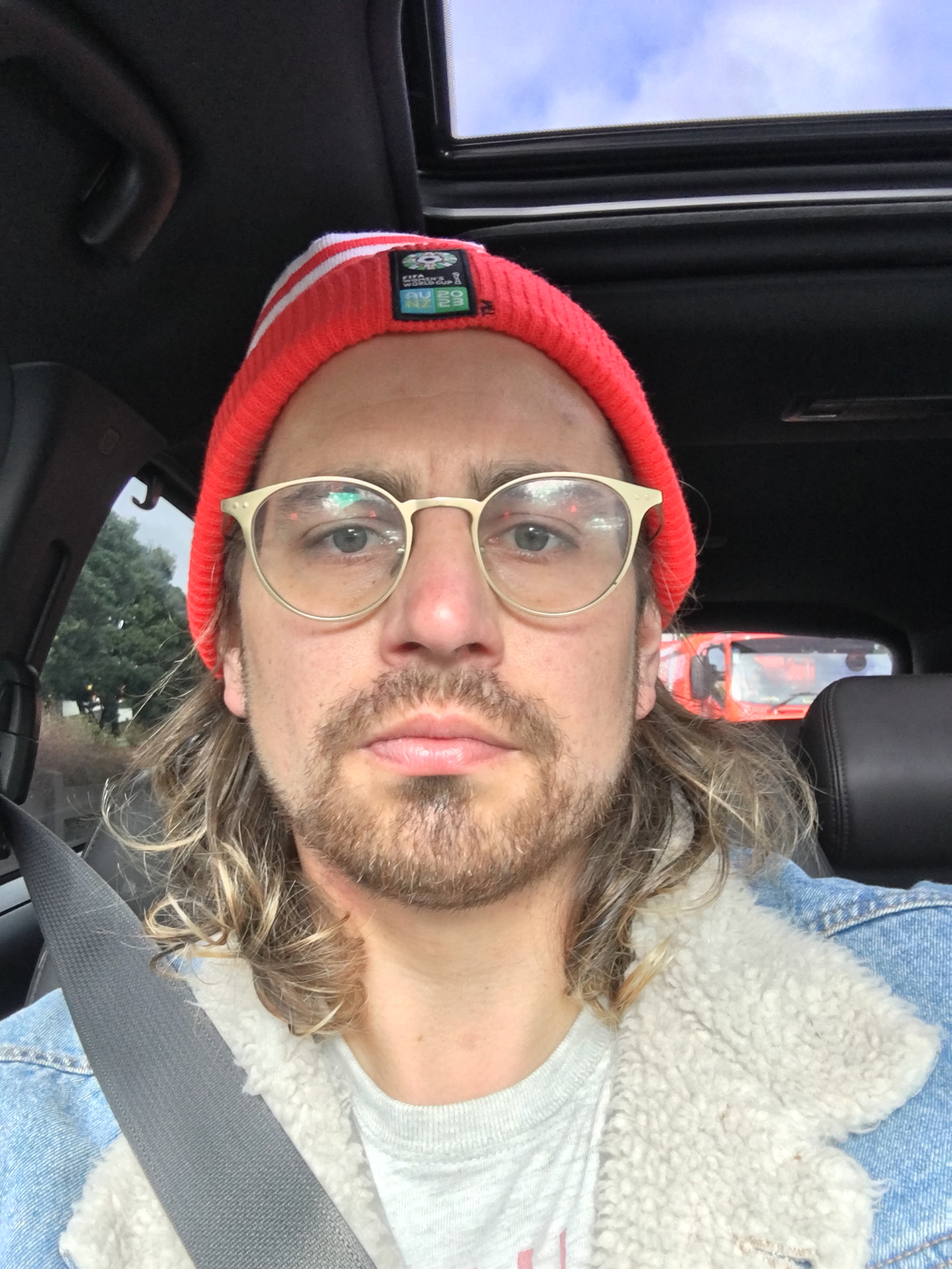 Tinder profile picture for @insipid