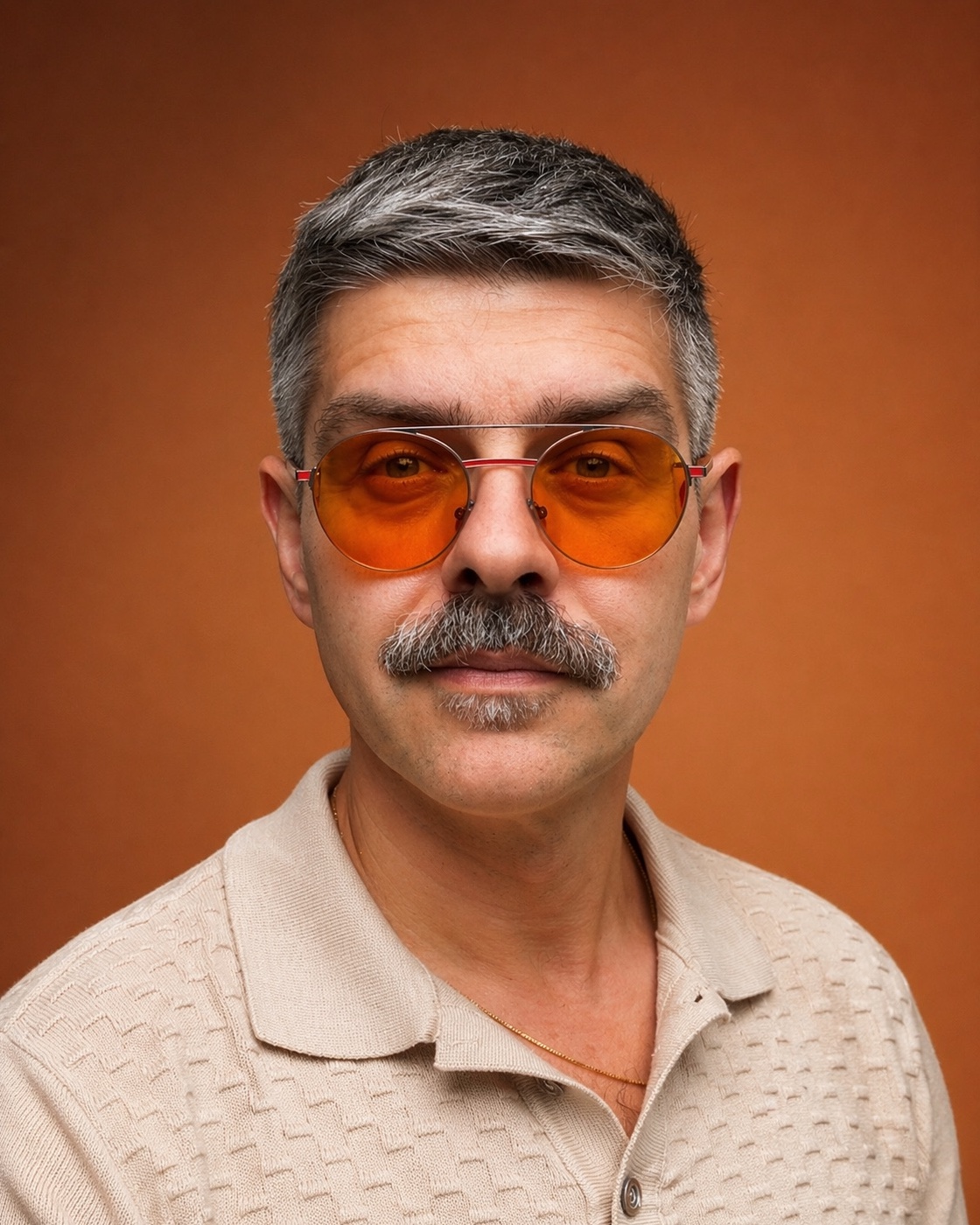 Tinder profile picture for @geez