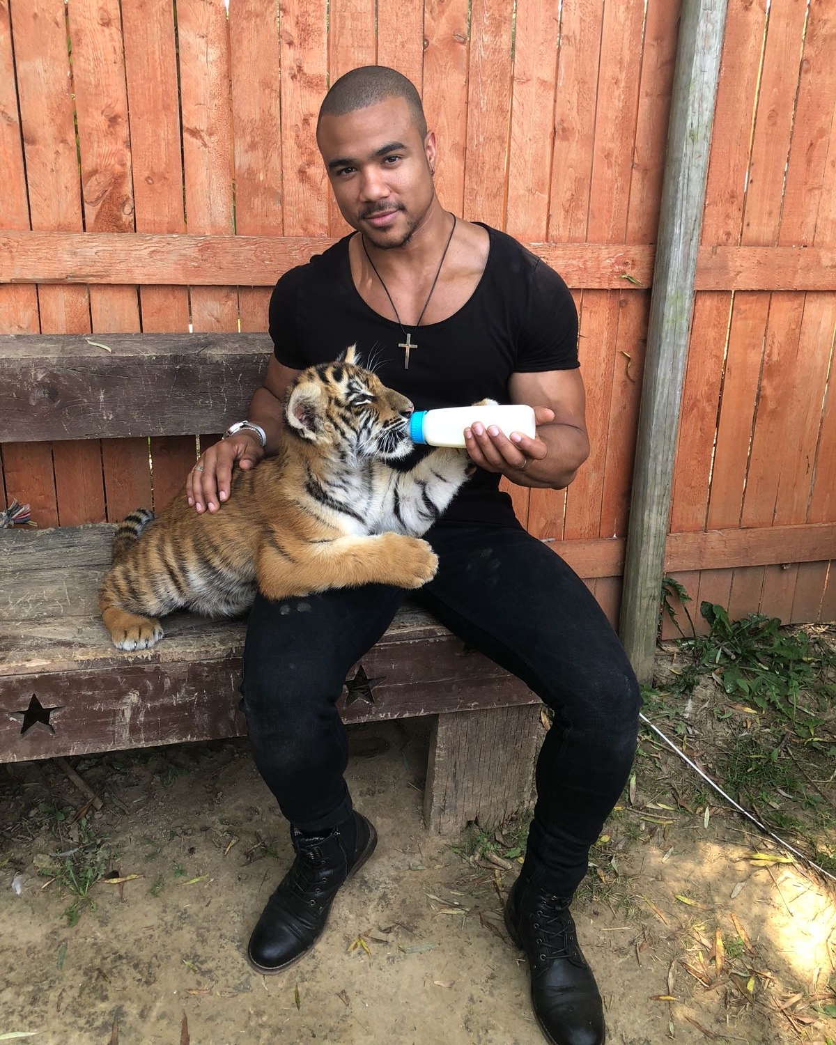 Tinder profile picture for @contact