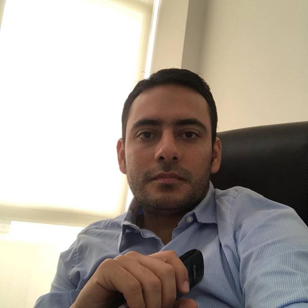 Tinder profile picture for @jer