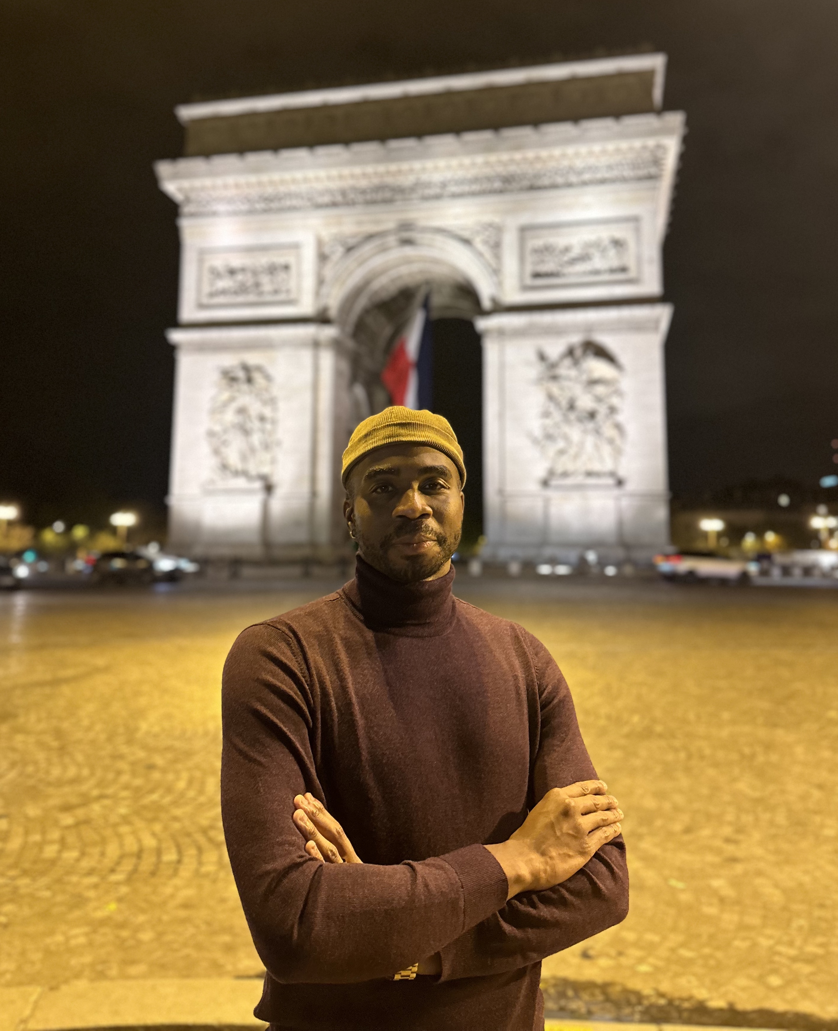 Tinder profile picture for @link