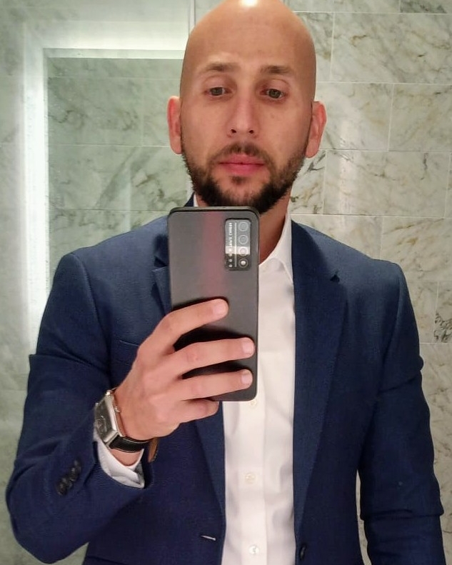 Tinder profile picture for @janeiro