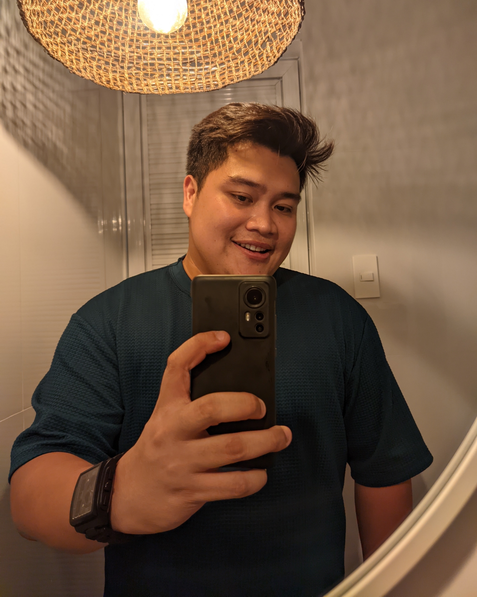 Tinder profile picture for @rainnnone