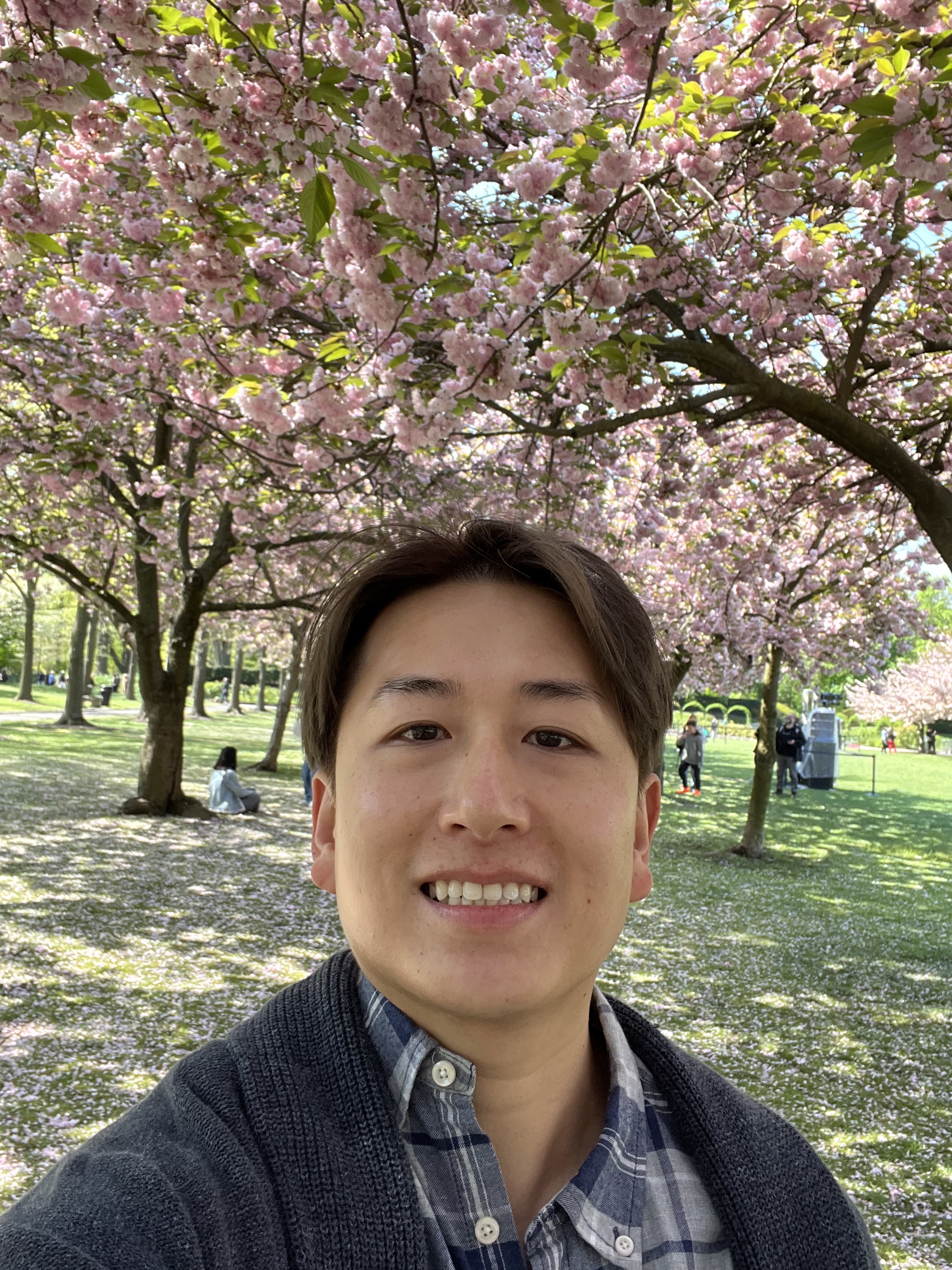 Tinder profile picture for @idling