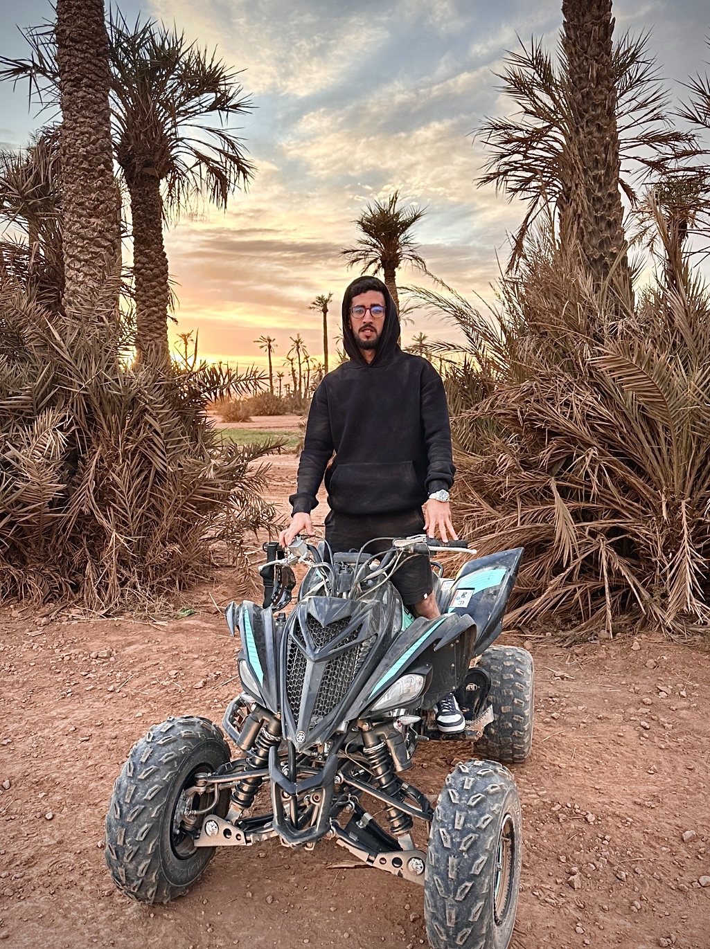 Tinder profile picture for @socio