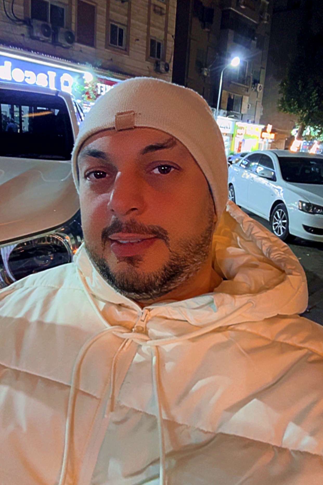 Tinder profile picture for @mmf