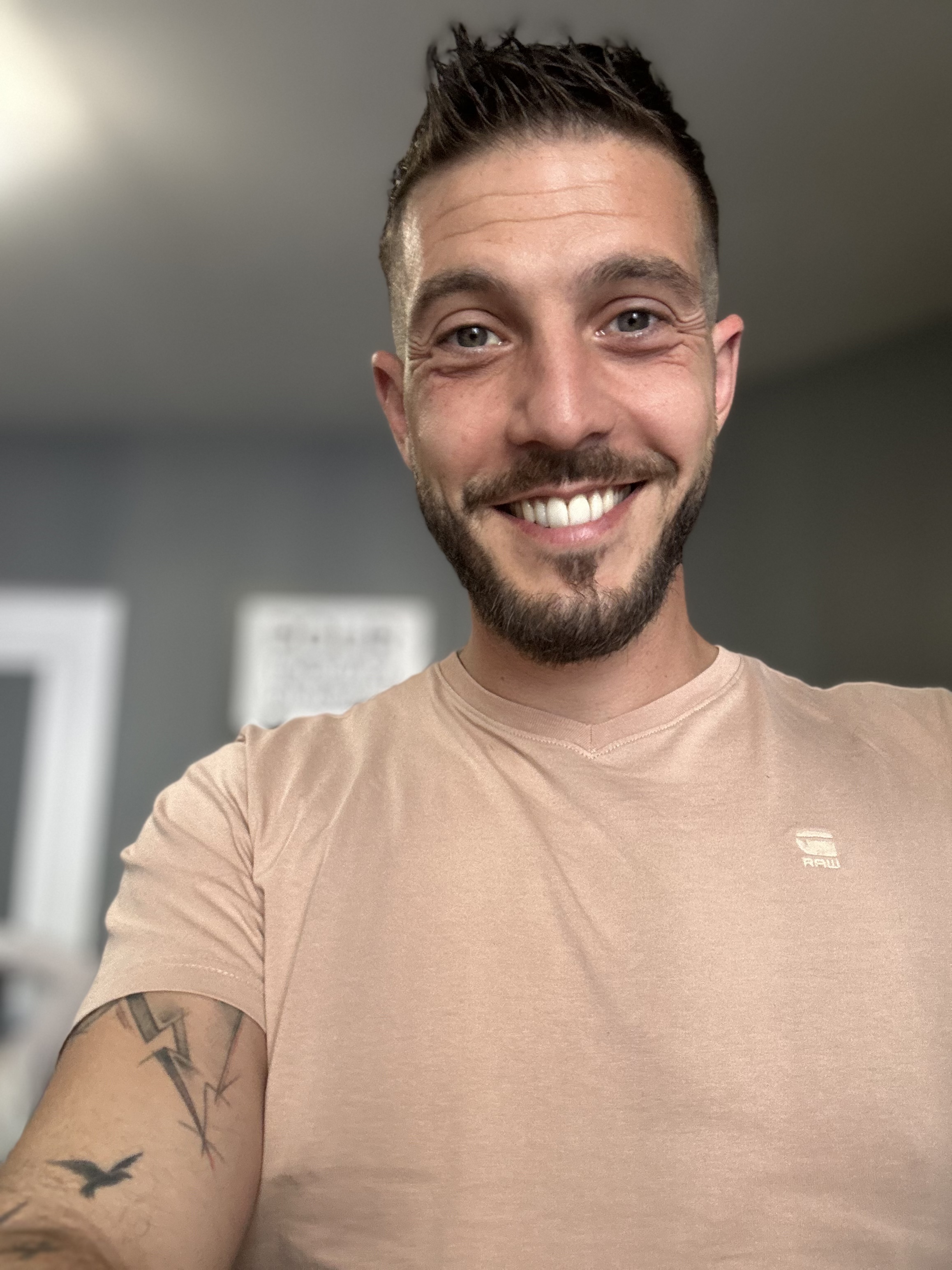 Tinder profile picture for @luc