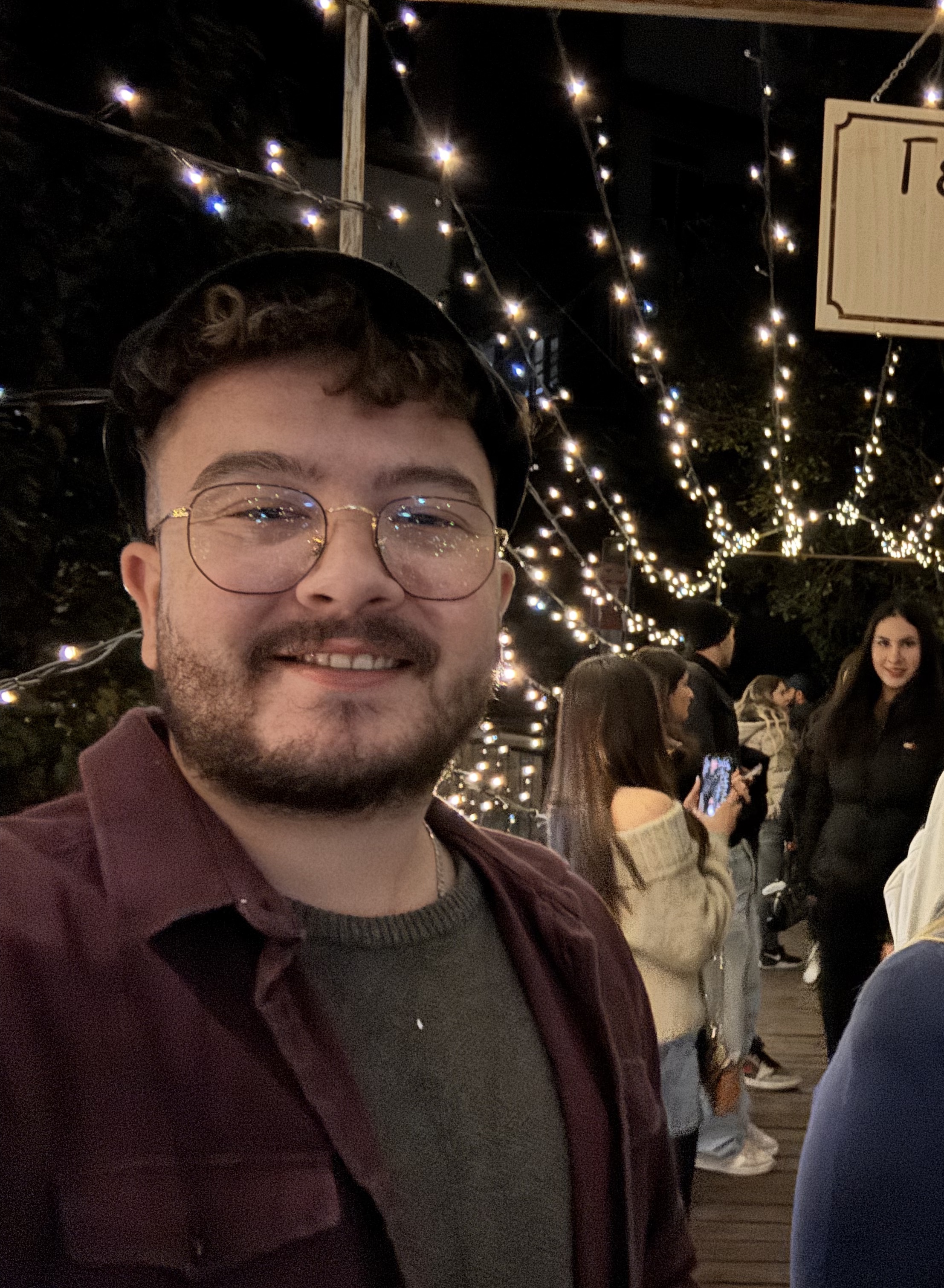 Tinder profile picture for @donkey