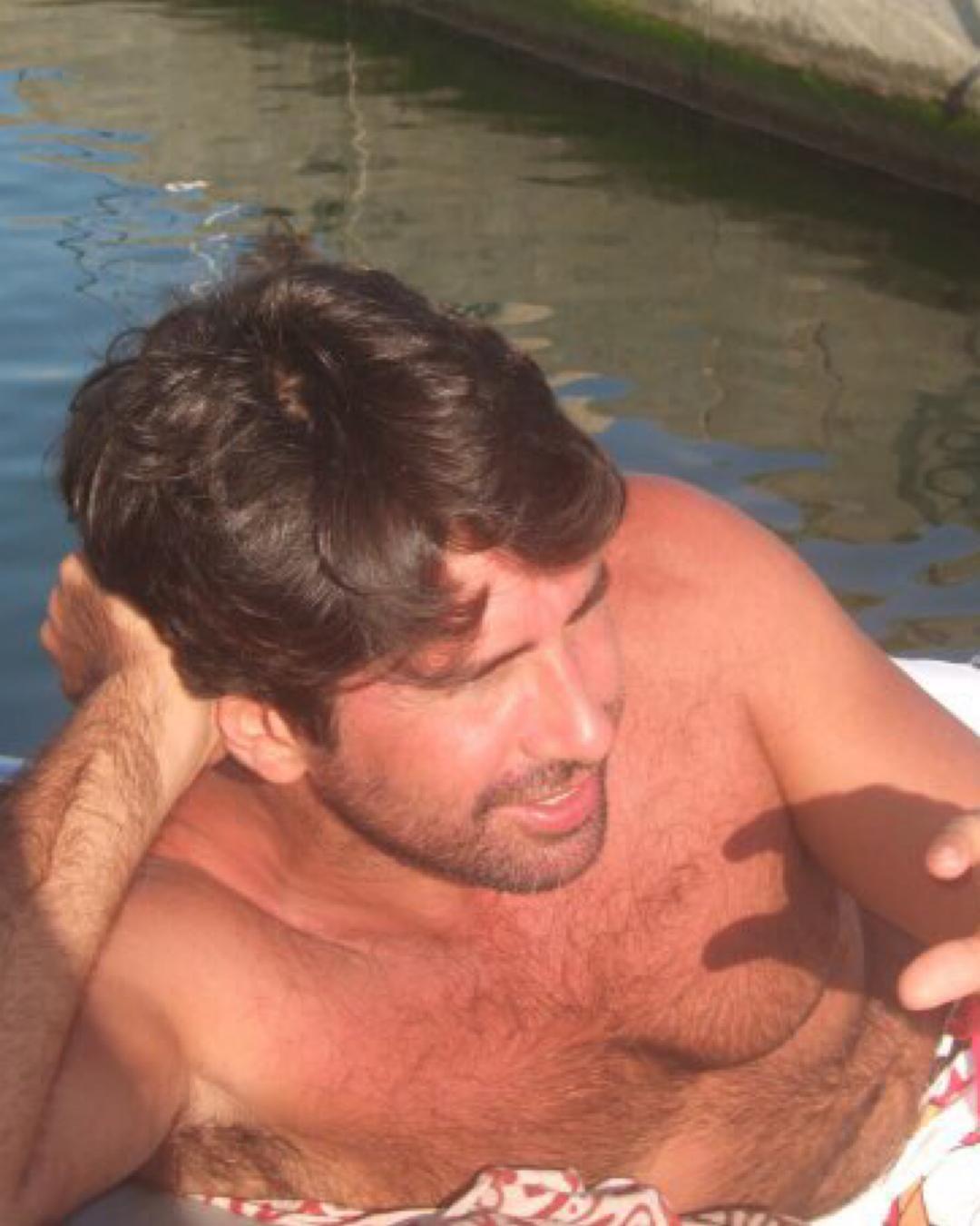 Tinder profile picture for @mms