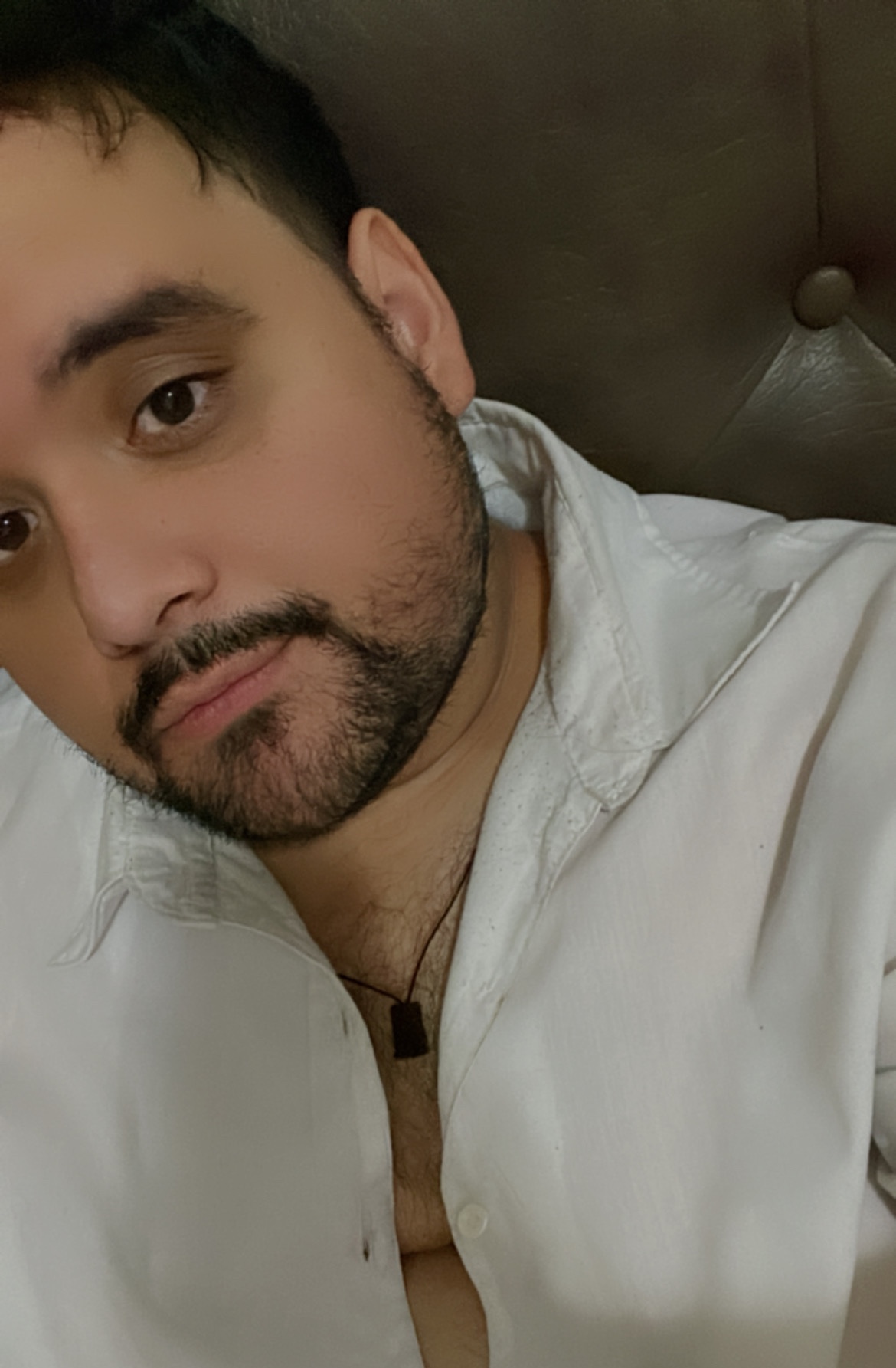 Tinder profile picture for @lug