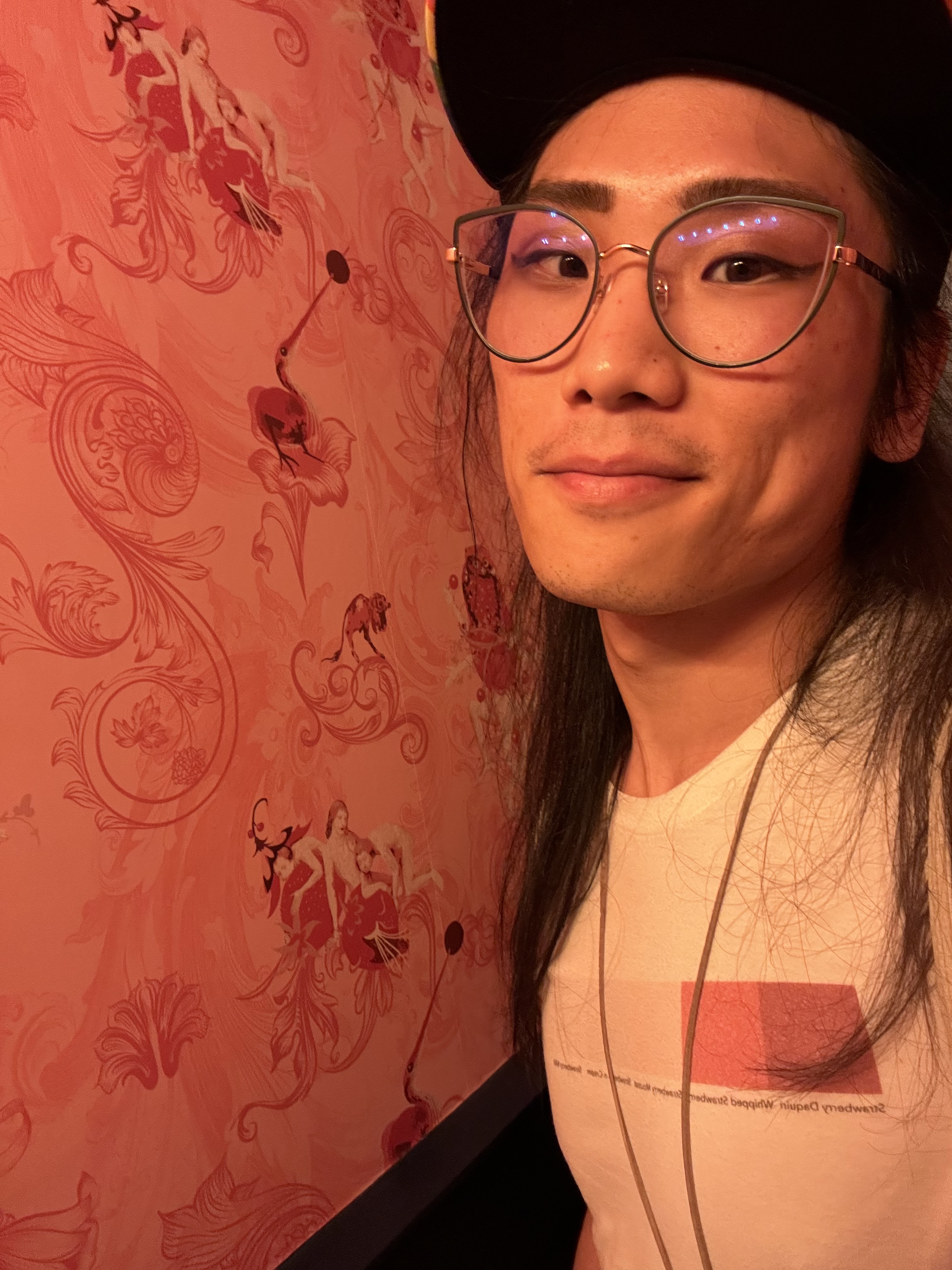 Tinder profile picture for @almond