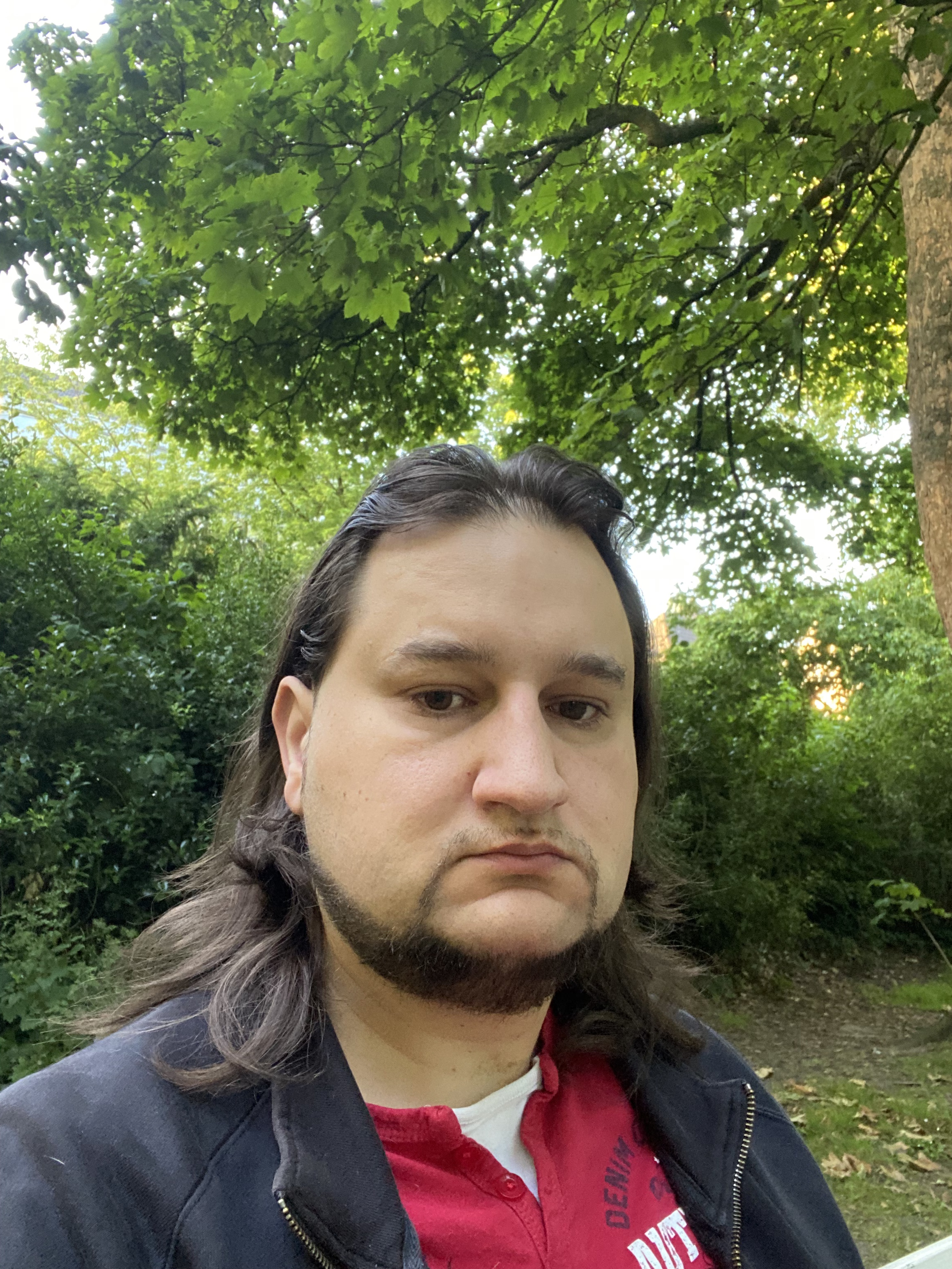 Tinder profile picture for @scary