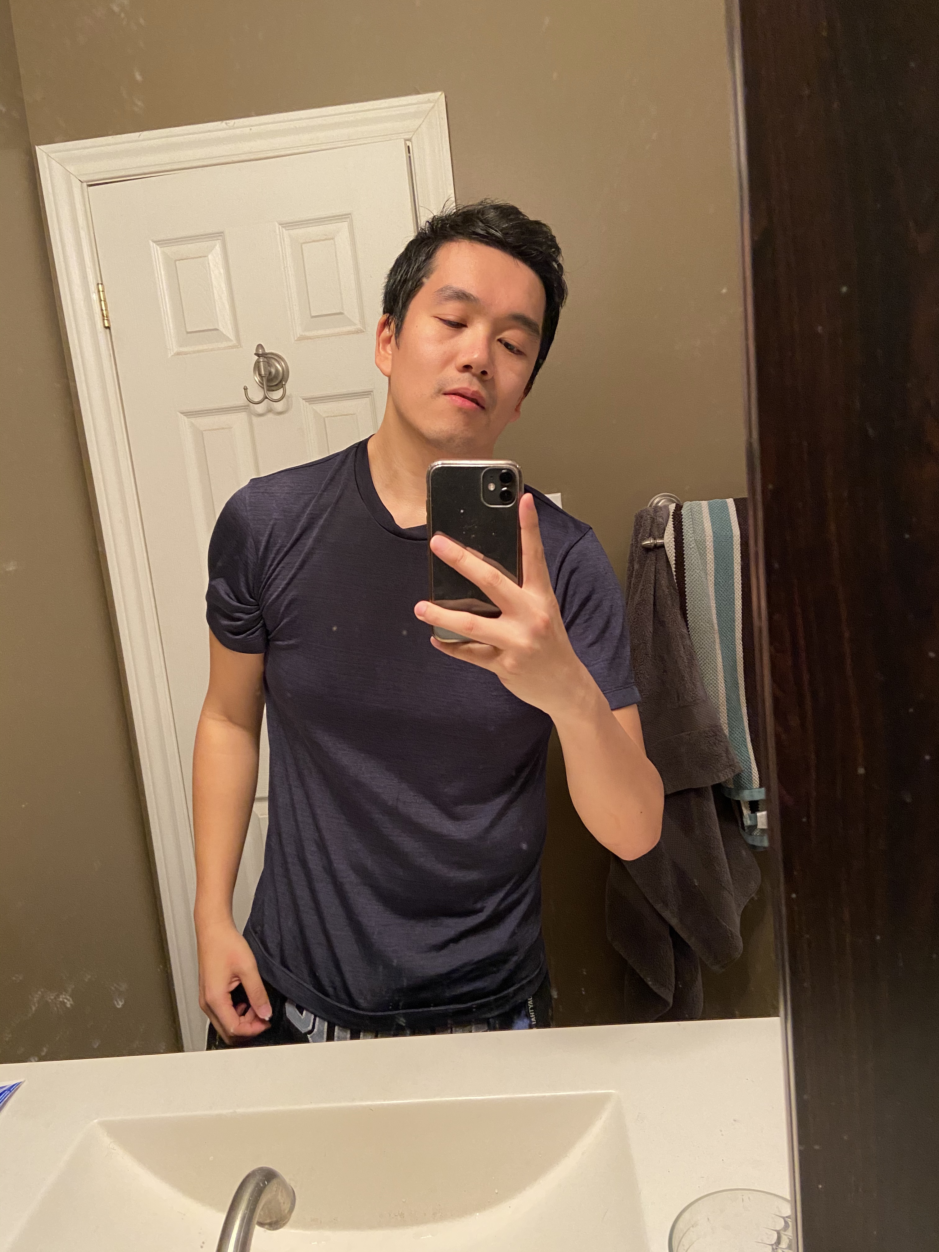 Tinder profile picture for @looped