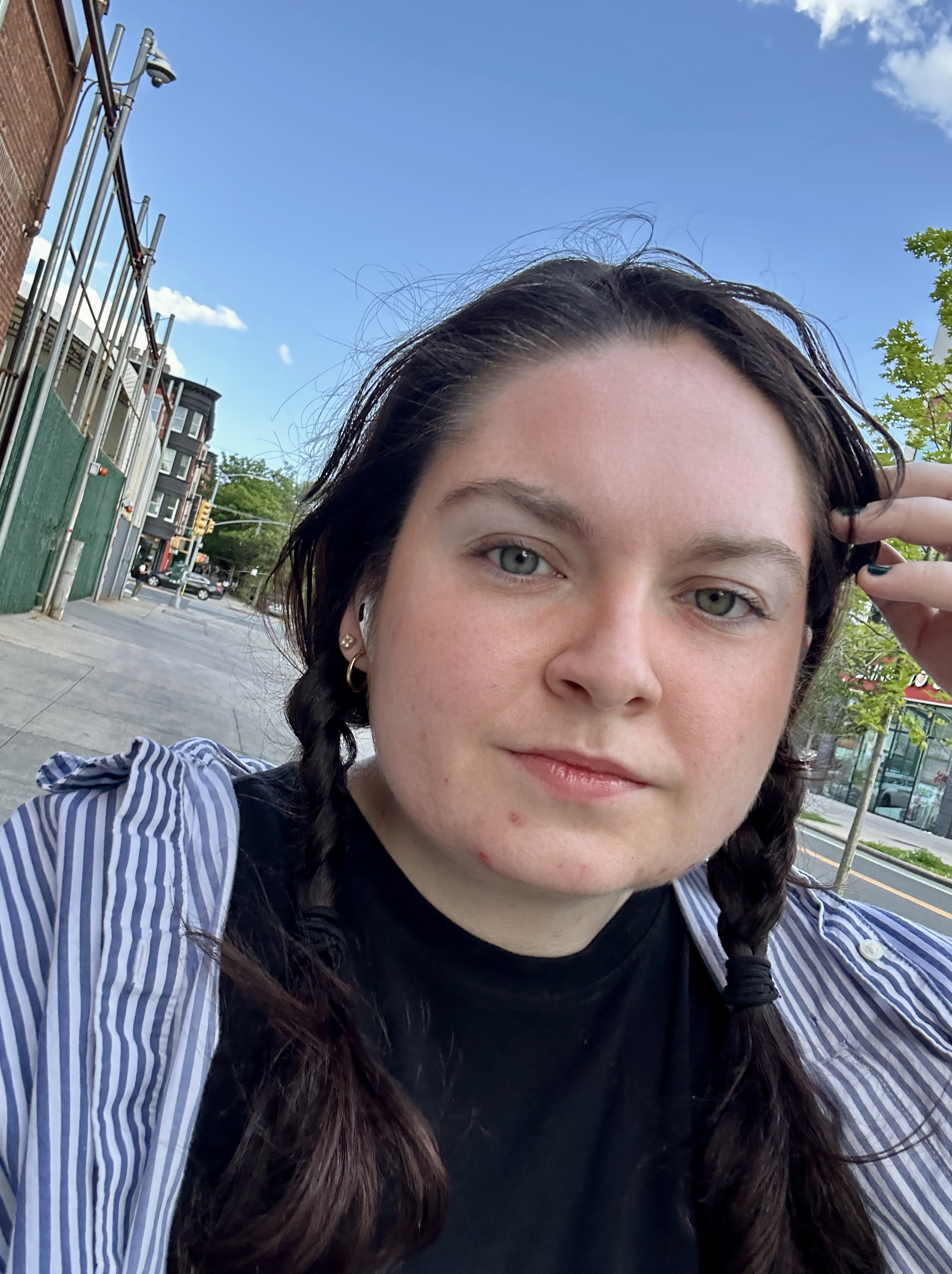Tinder profile picture for @clare