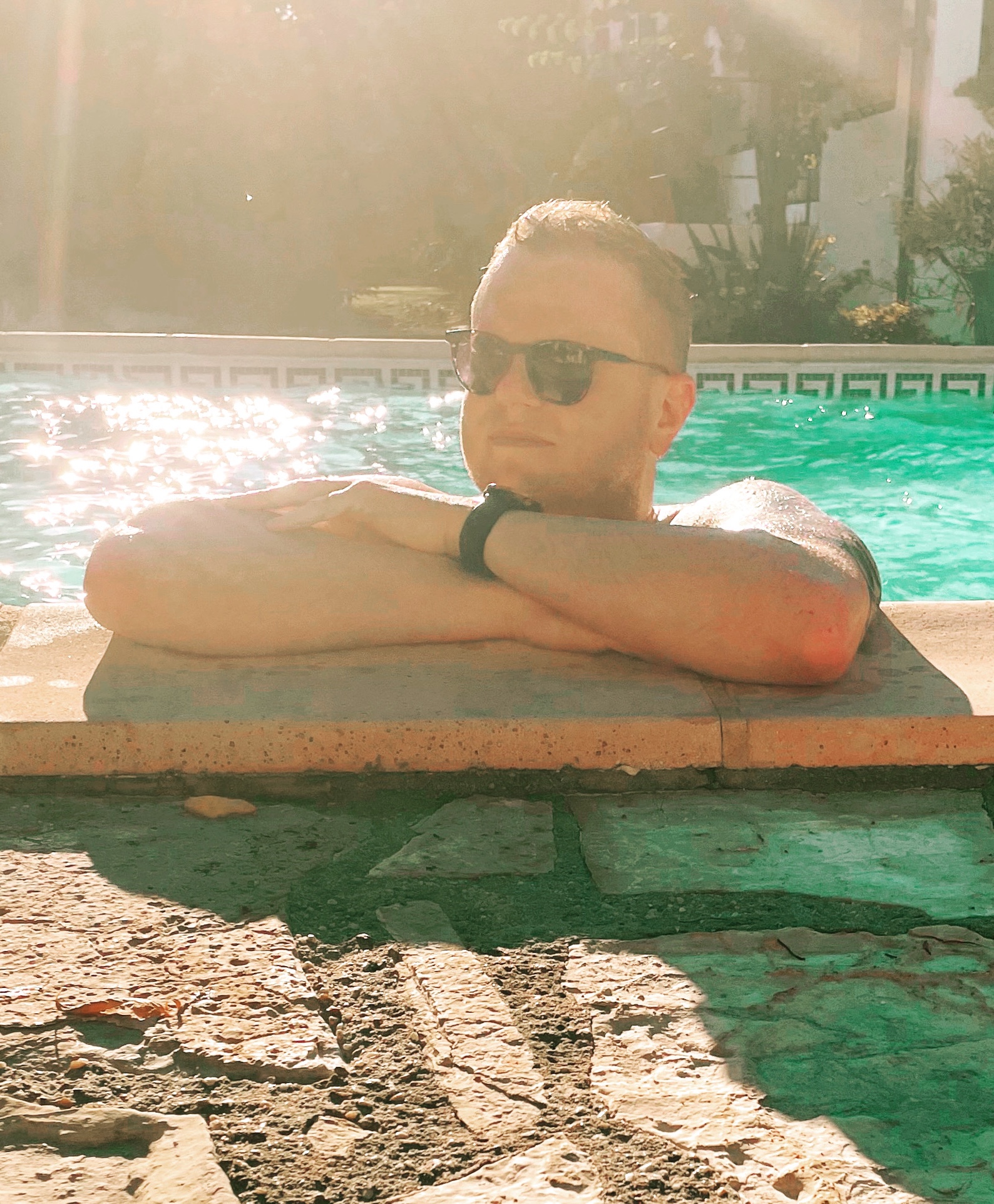 Tinder profile picture for @thijsm