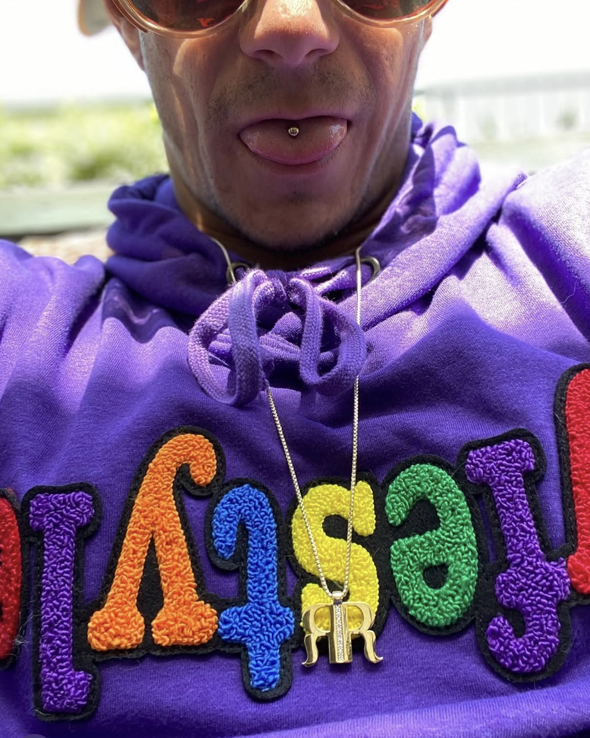 Tinder profile picture for @rig
