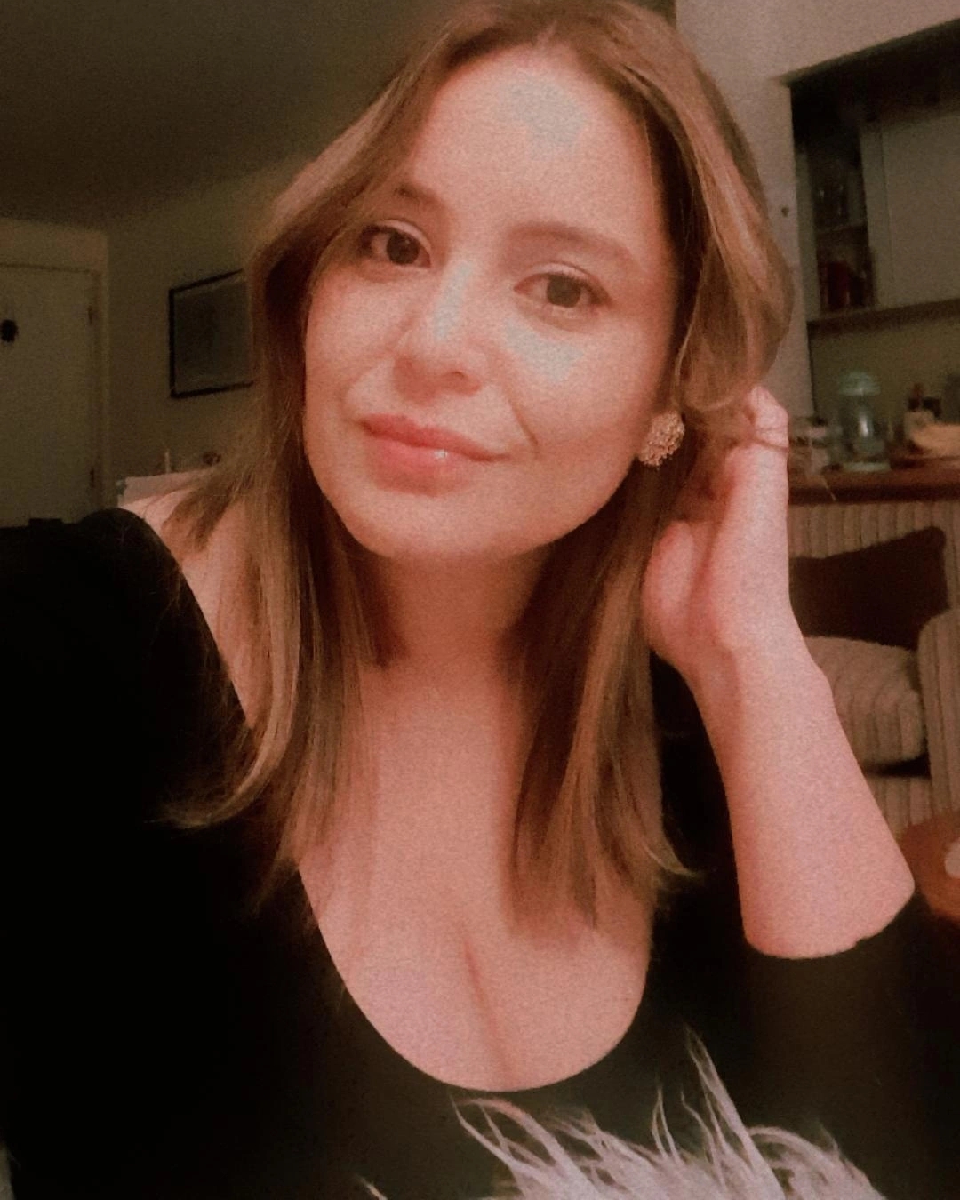 Tinder profile picture for @pam