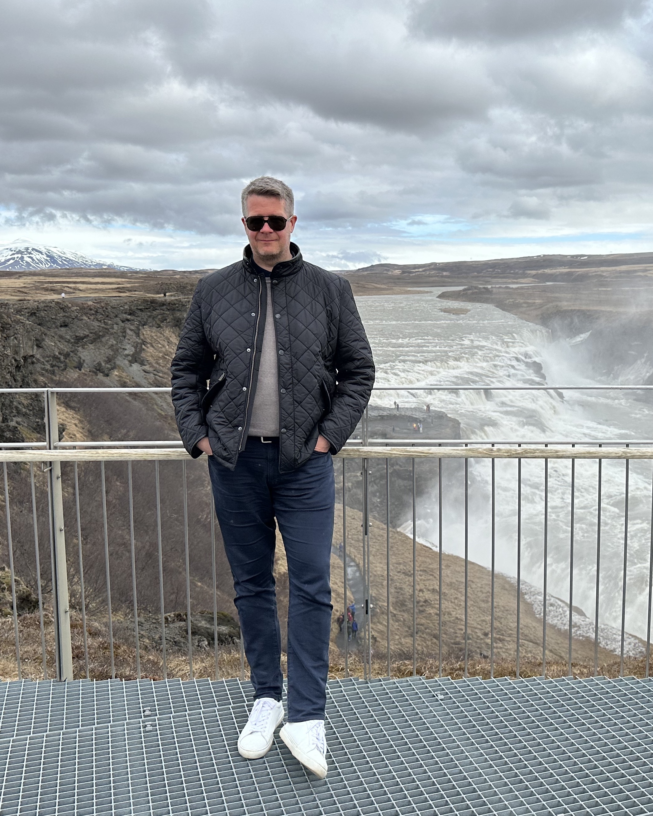 Tinder profile picture for @stir