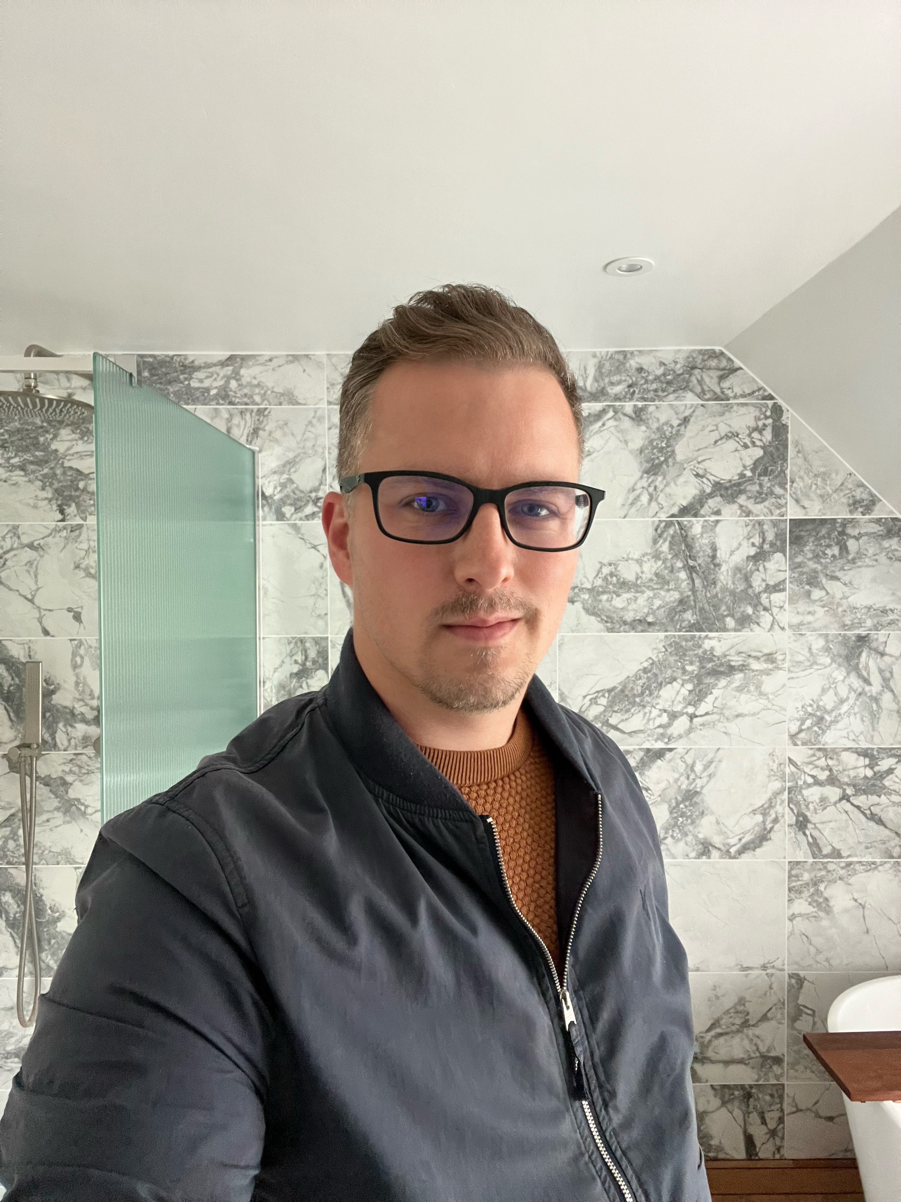 Tinder profile picture for @byron