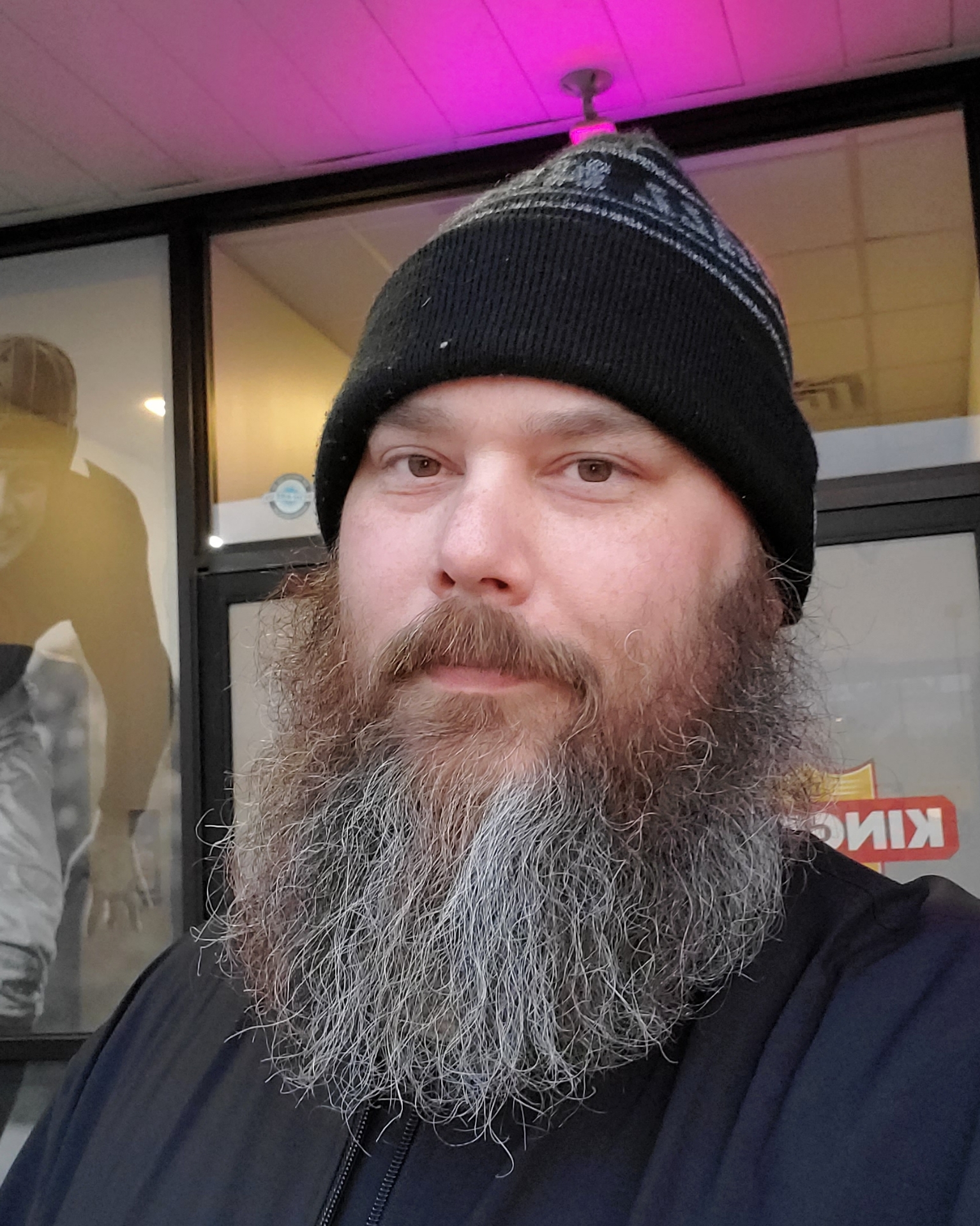 Tinder profile picture for @meaty