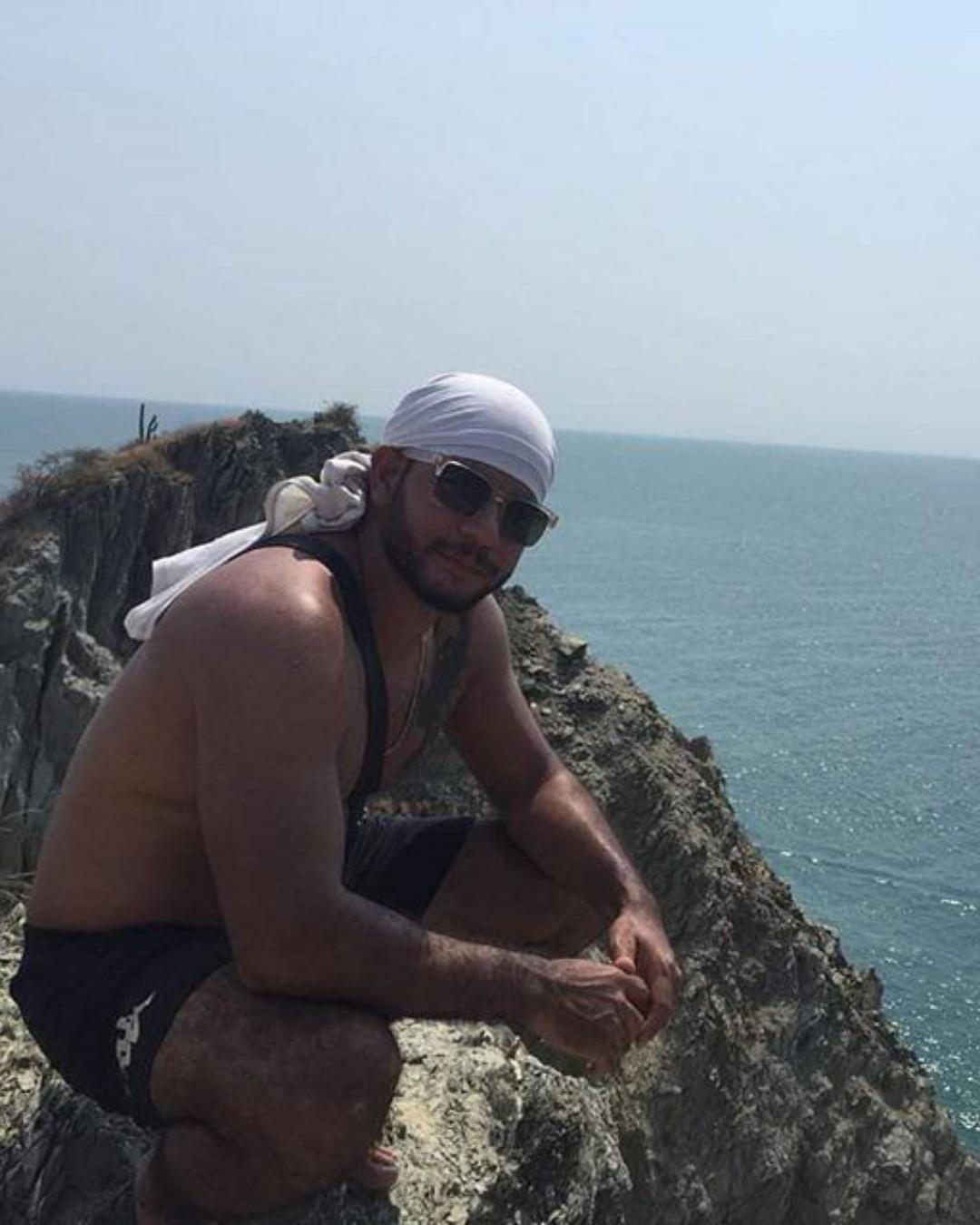 Tinder profile picture for @hurtado
