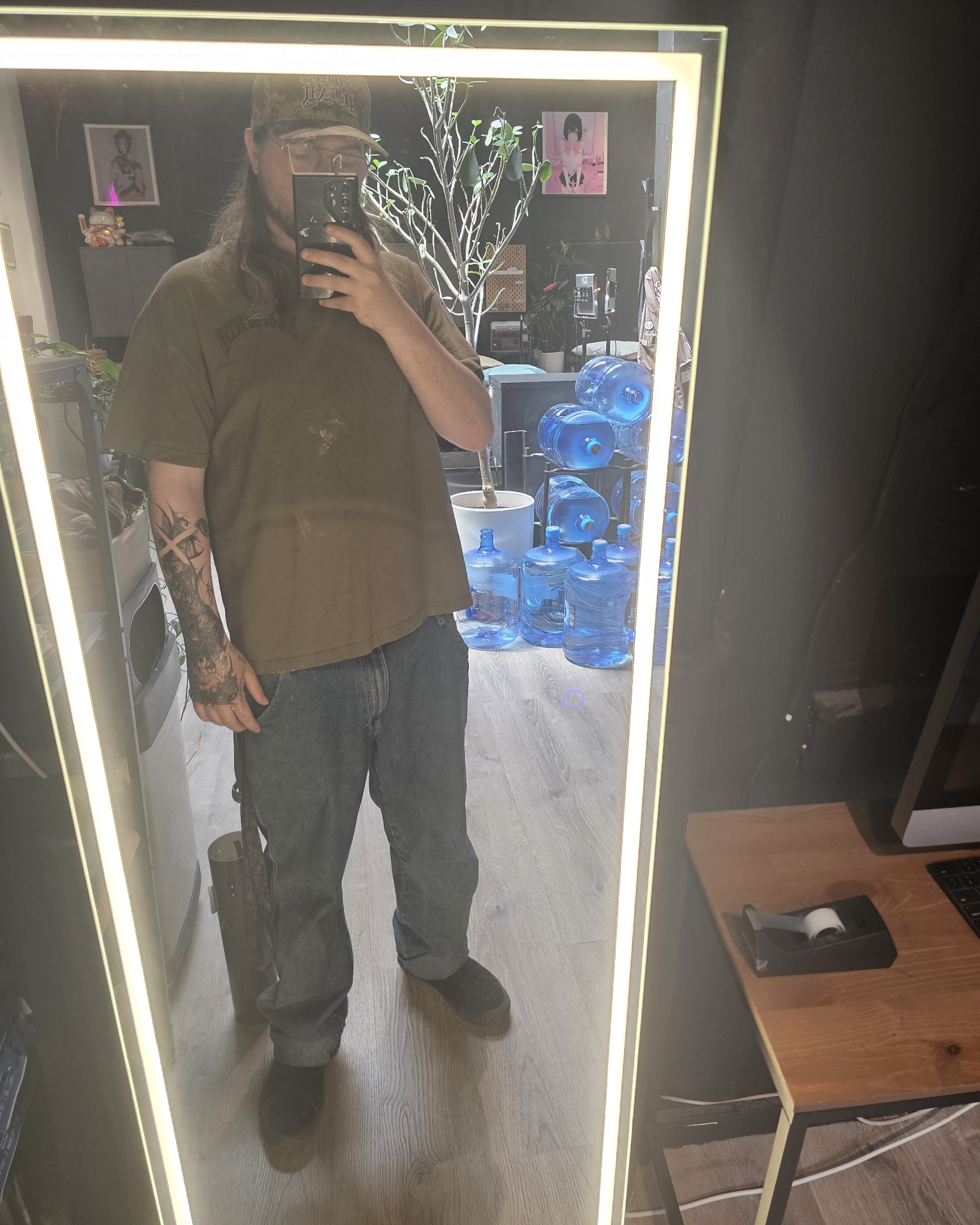 Tinder profile picture for @manticore