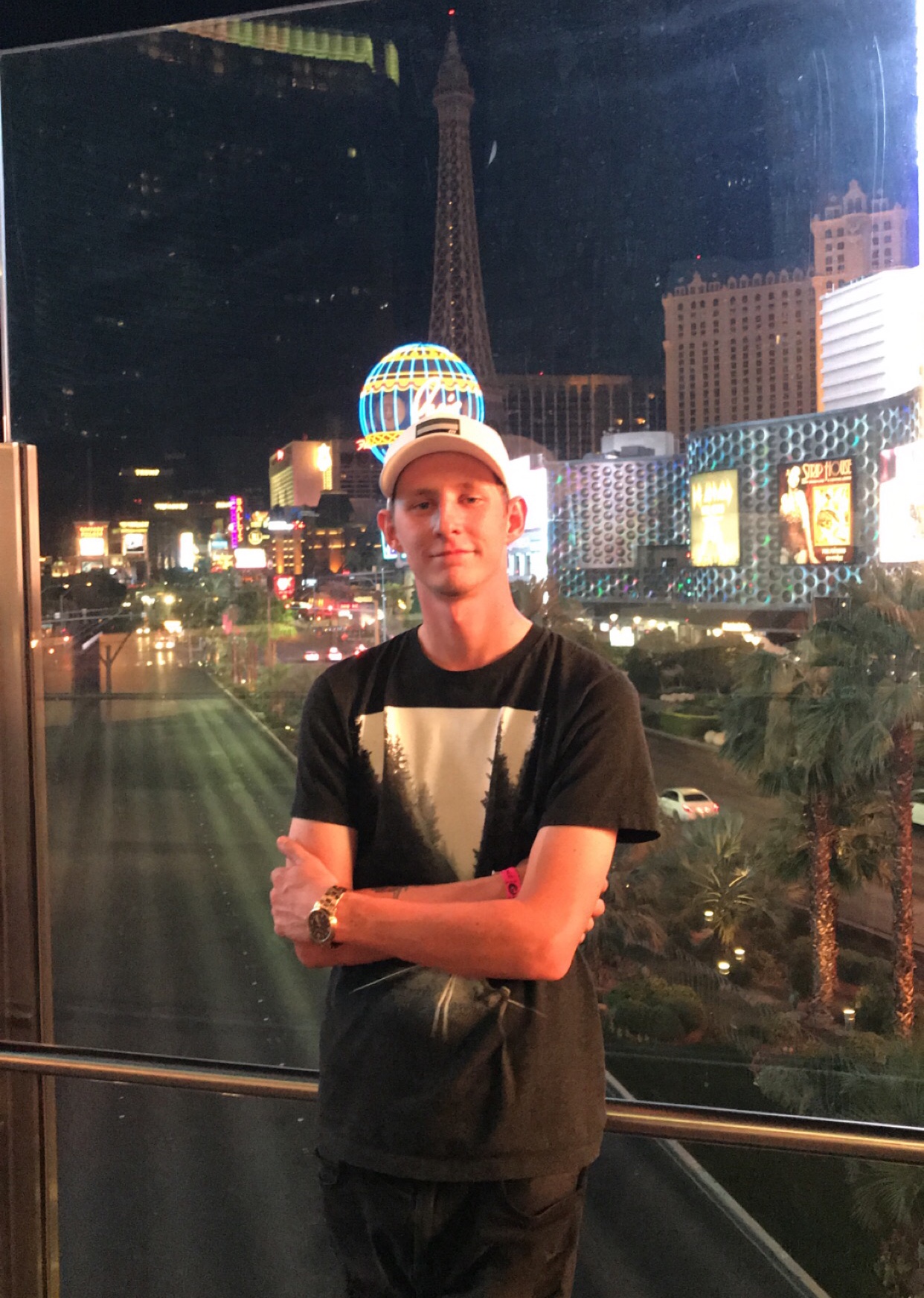 Tinder profile picture for @golfstar