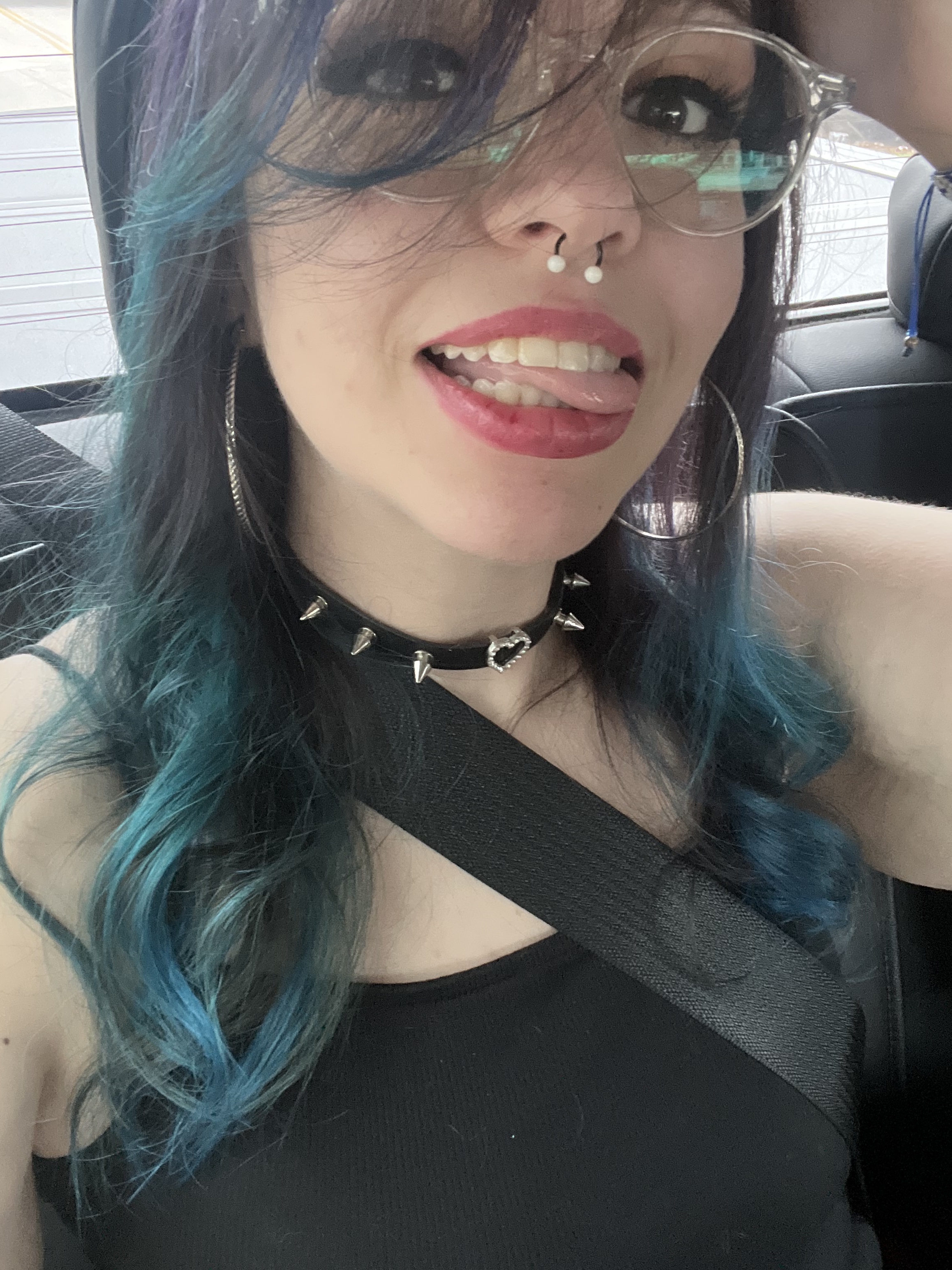 Tinder profile picture for @cryptic
