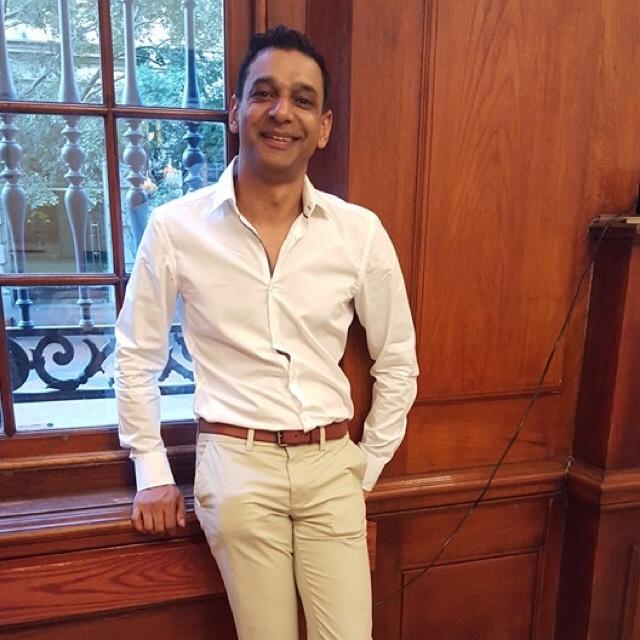 Tinder profile picture for @raz