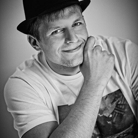 Tinder profile picture for @render