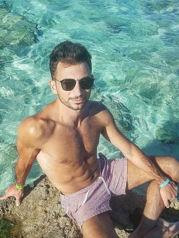 Tinder profile picture for @facu