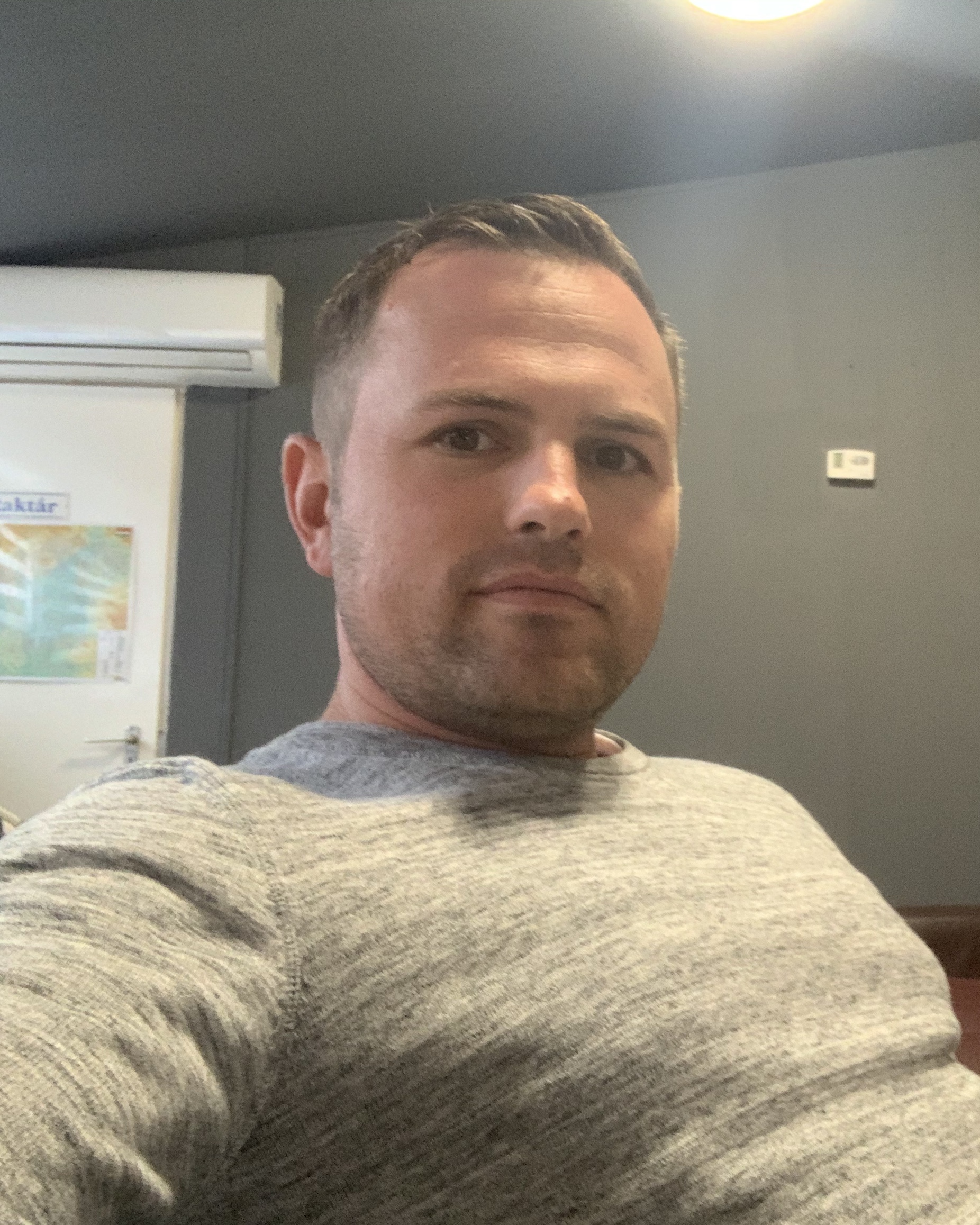 Tinder profile picture for @sada