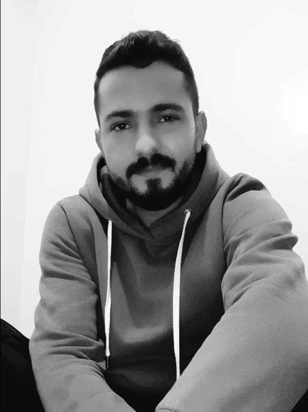 Tinder profile picture for @halam
