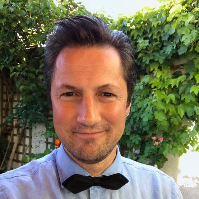 Tinder profile picture for @morris