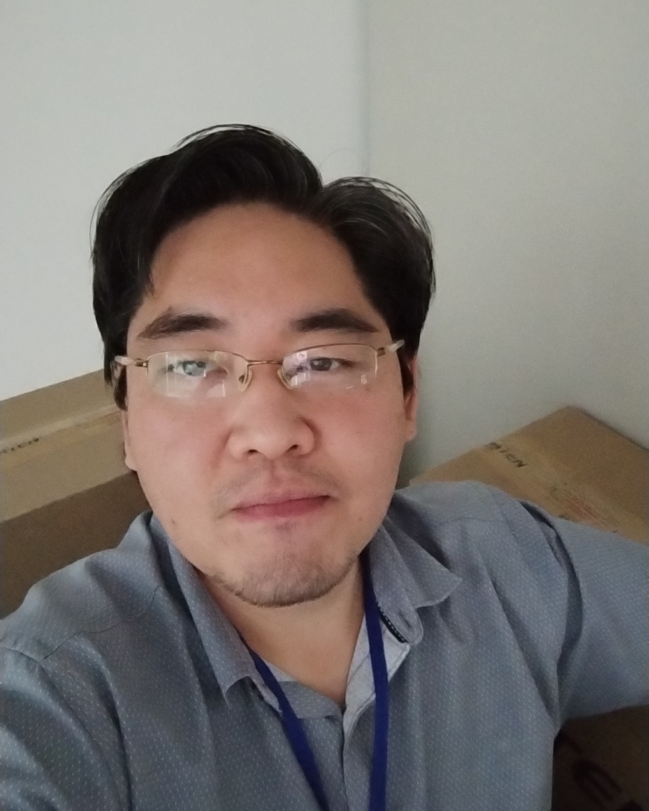 Tinder profile picture for @gui