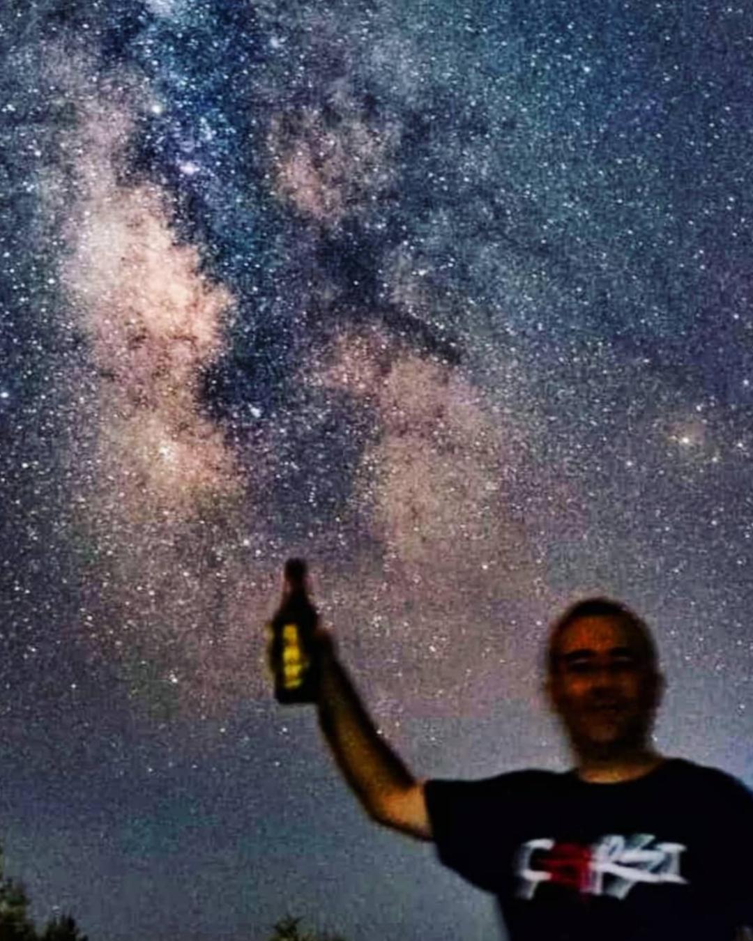 Tinder profile picture for @mtn