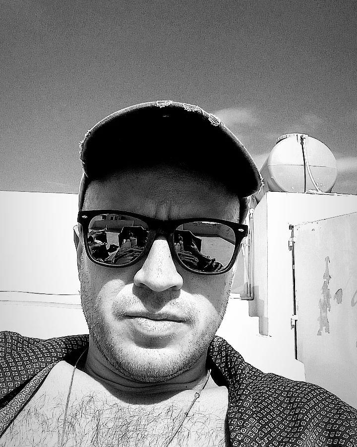 Tinder profile picture for @kocur