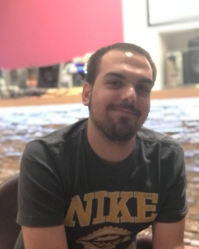 Tinder profile picture for @hda