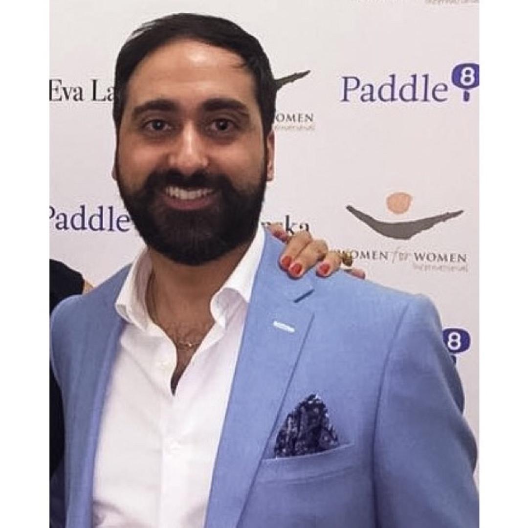 Tinder profile picture for @sgsg