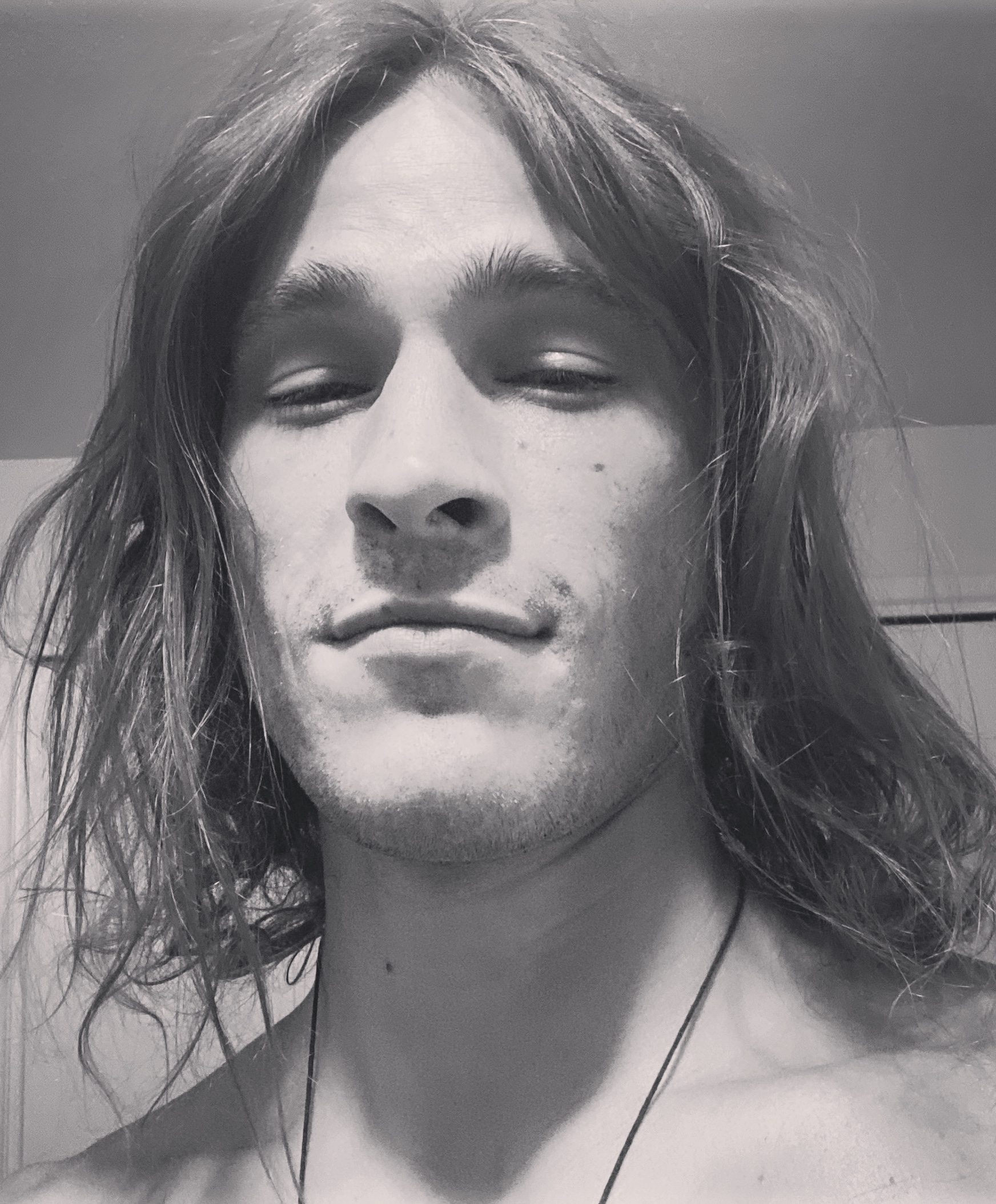 Tinder profile picture for @tgp