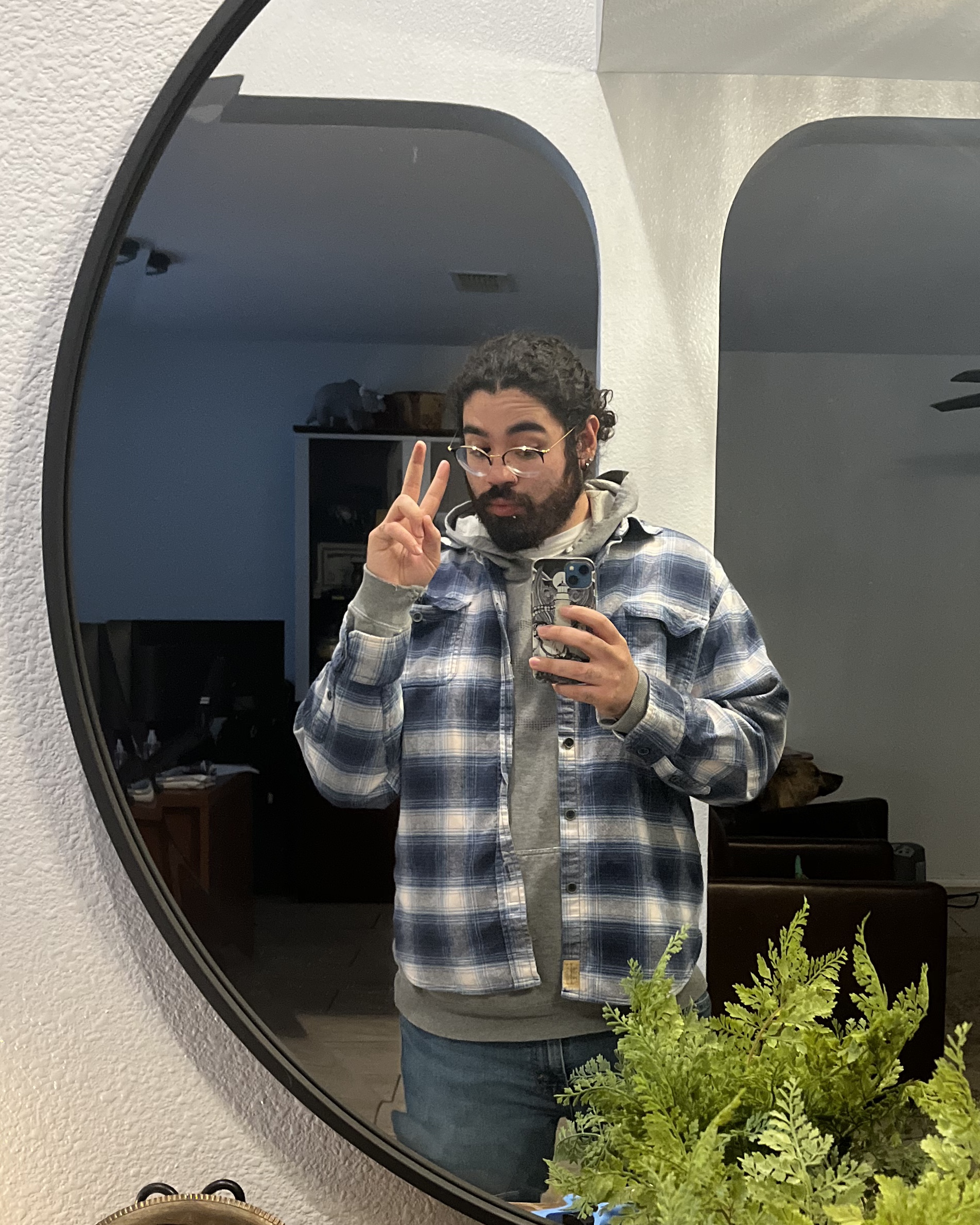 Tinder profile picture for @toes