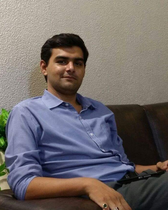 Tinder profile picture for @riaz
