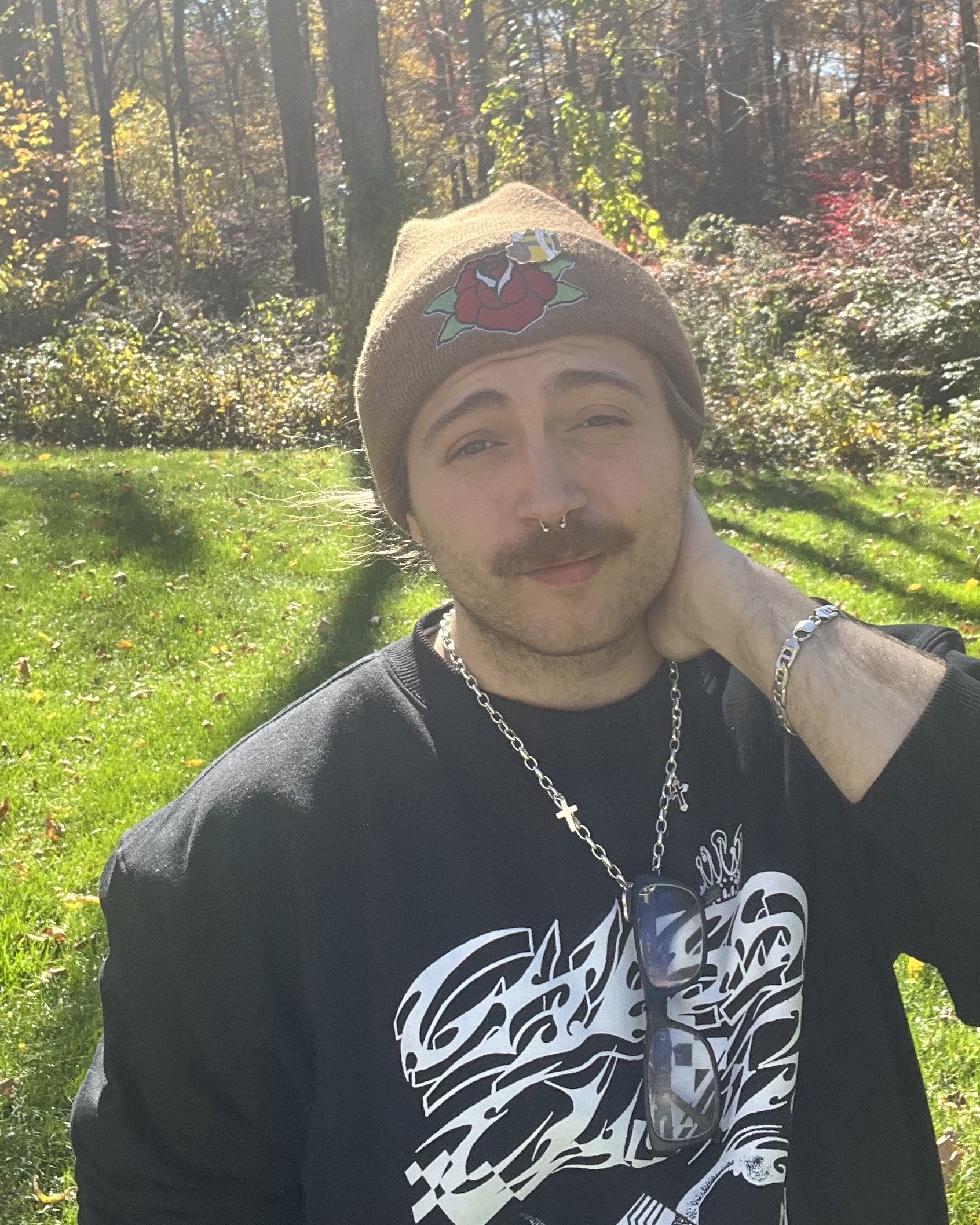 Tinder profile picture for @wretched