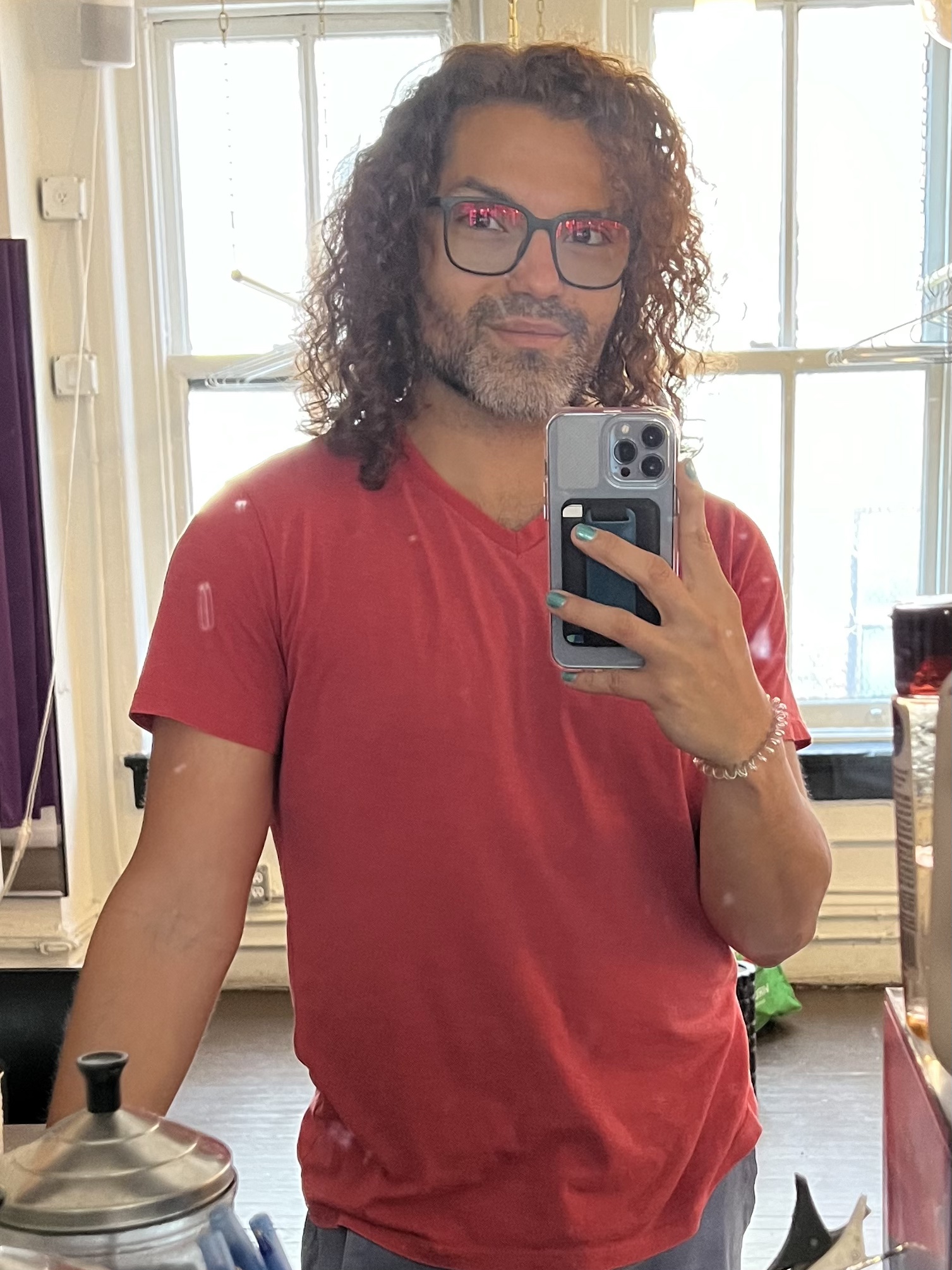 Tinder profile picture for @pineda