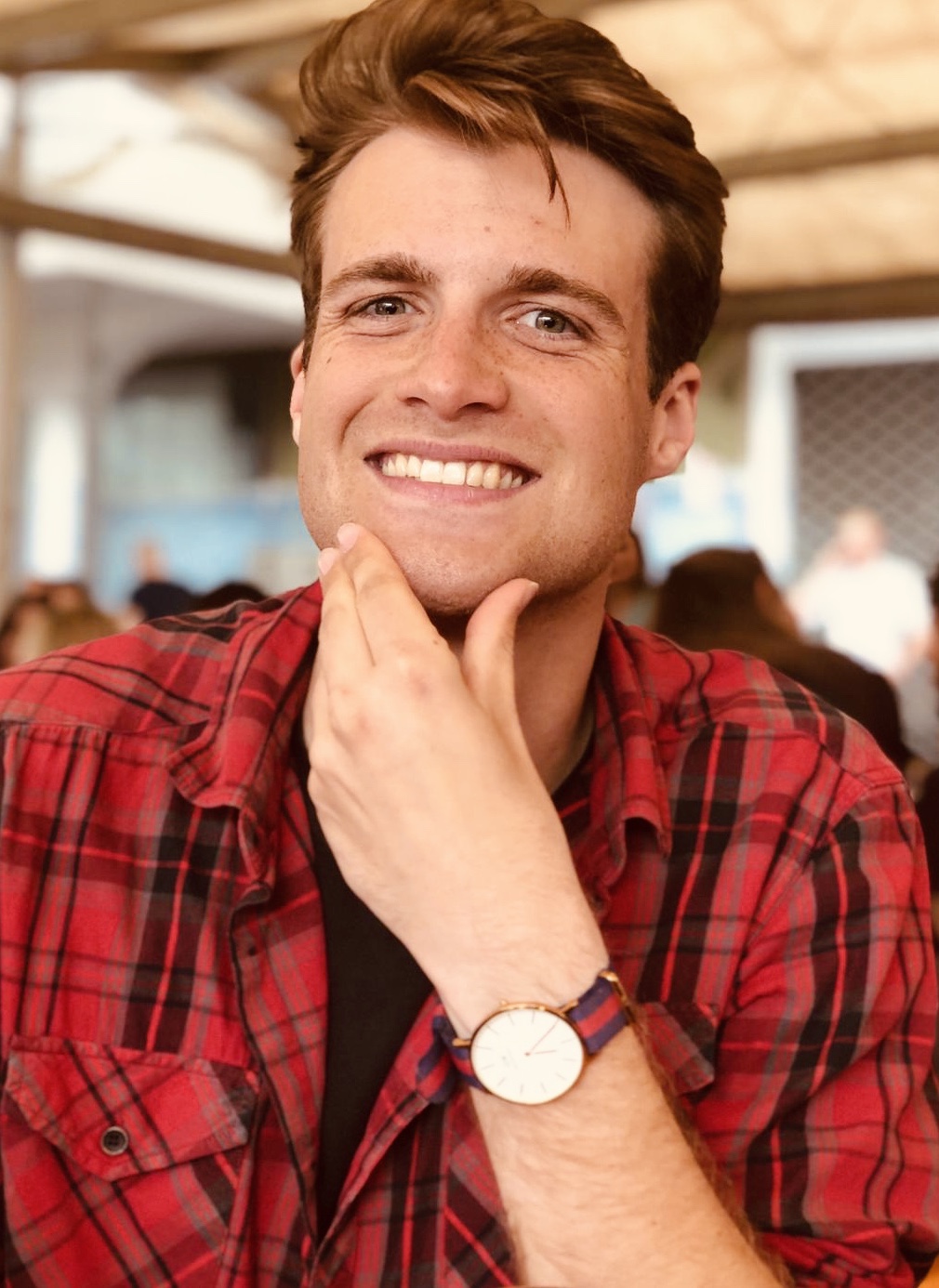 Tinder profile picture for @crouch