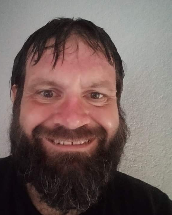 Tinder profile picture for @driftwood