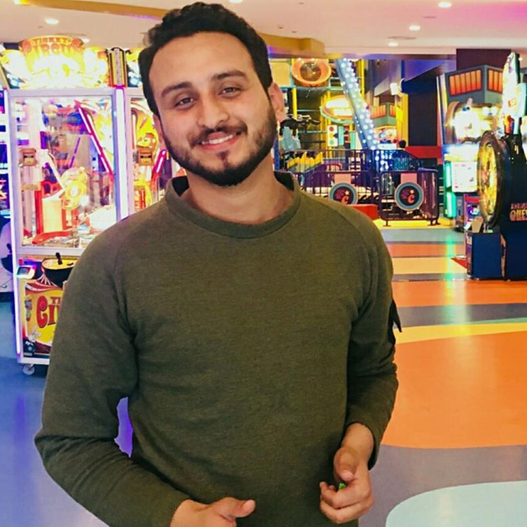 Tinder profile picture for @sarkar