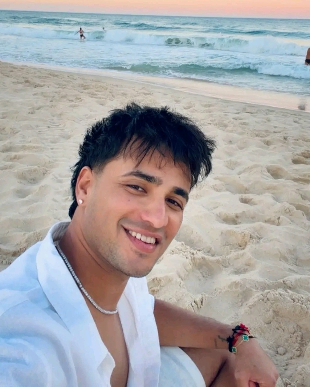Tinder profile picture for @pranjal
