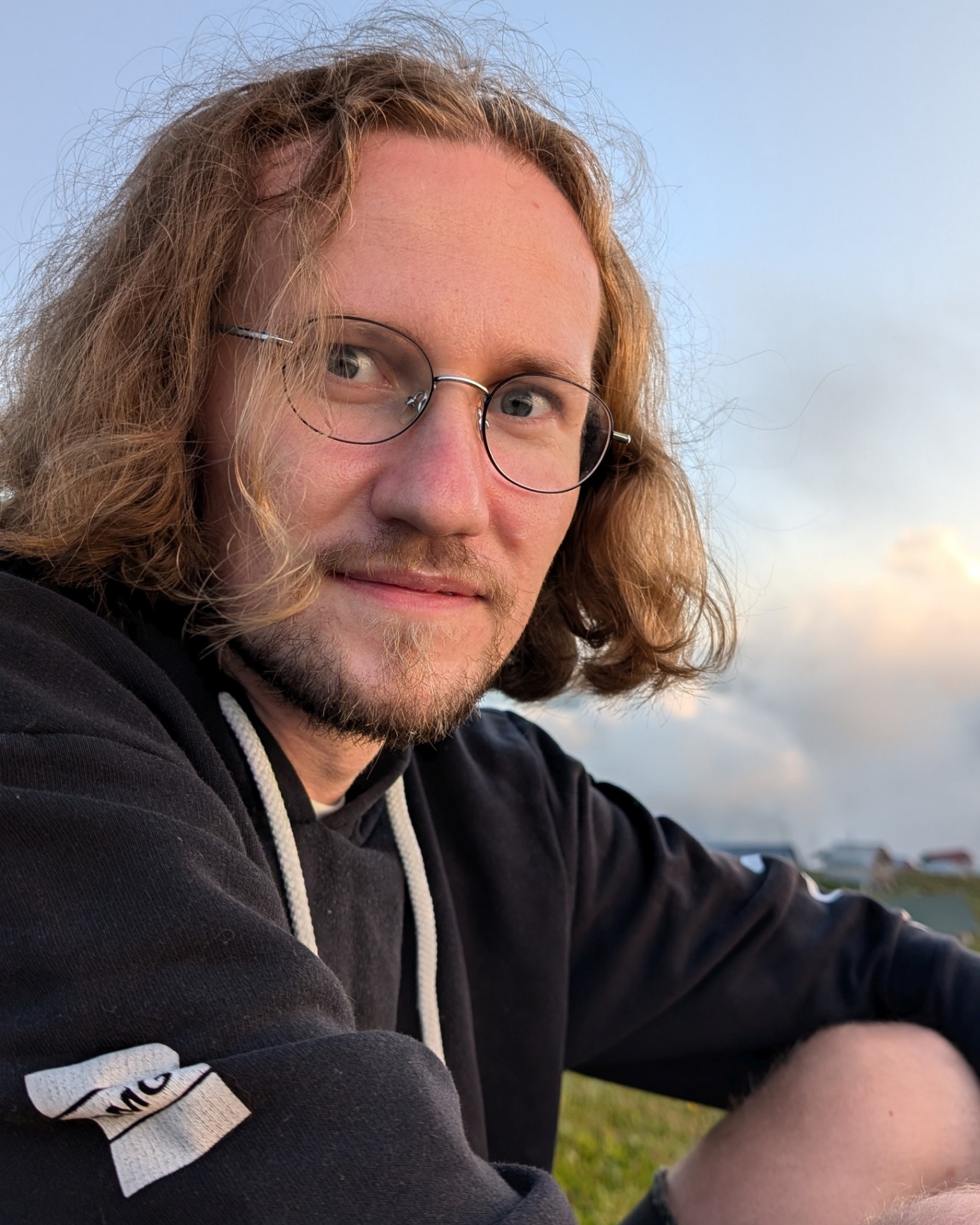 Tinder profile picture for @grinder