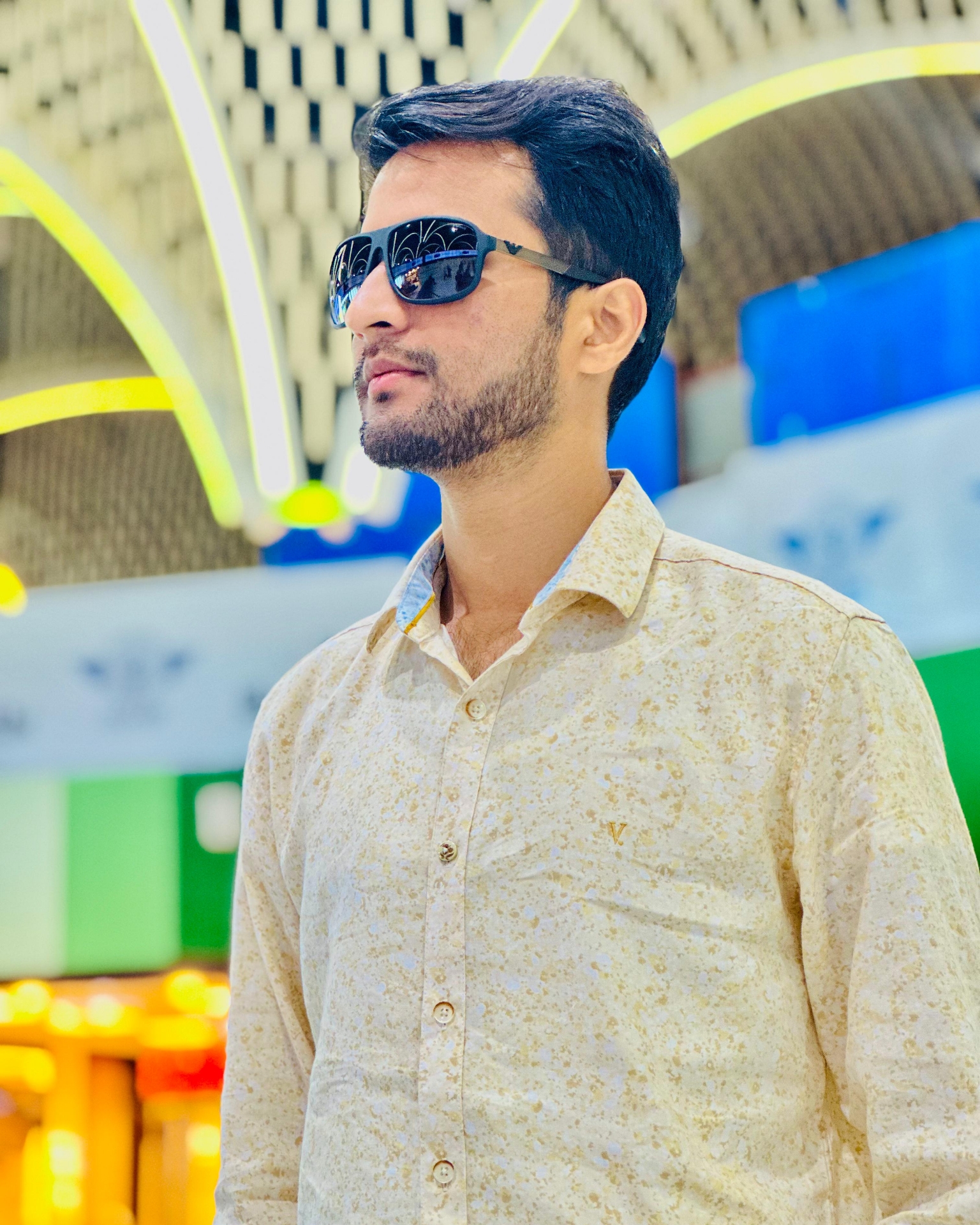 Tinder profile picture for @muzammil